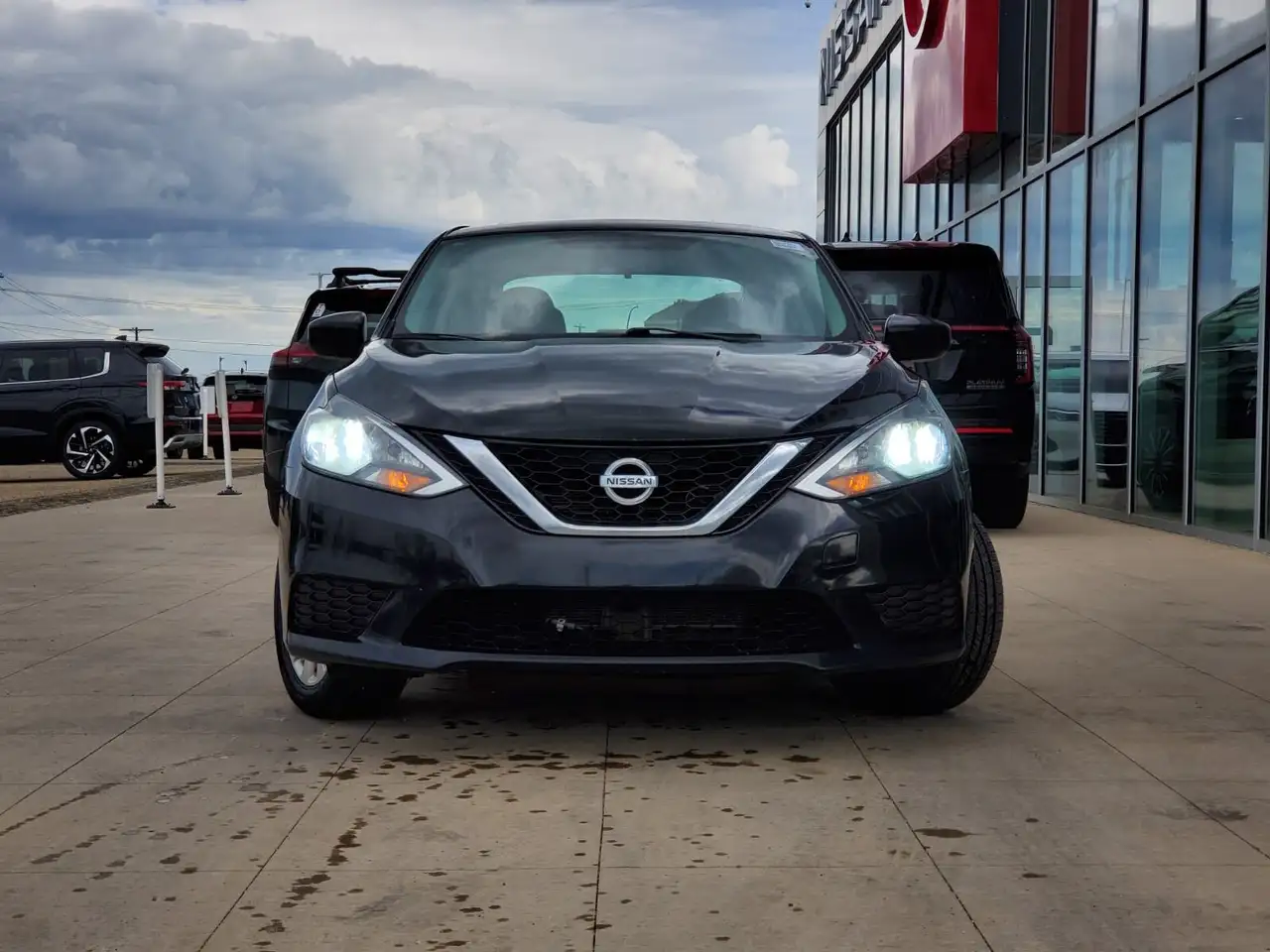 Nissan Sentra снимка Nissan Sentra