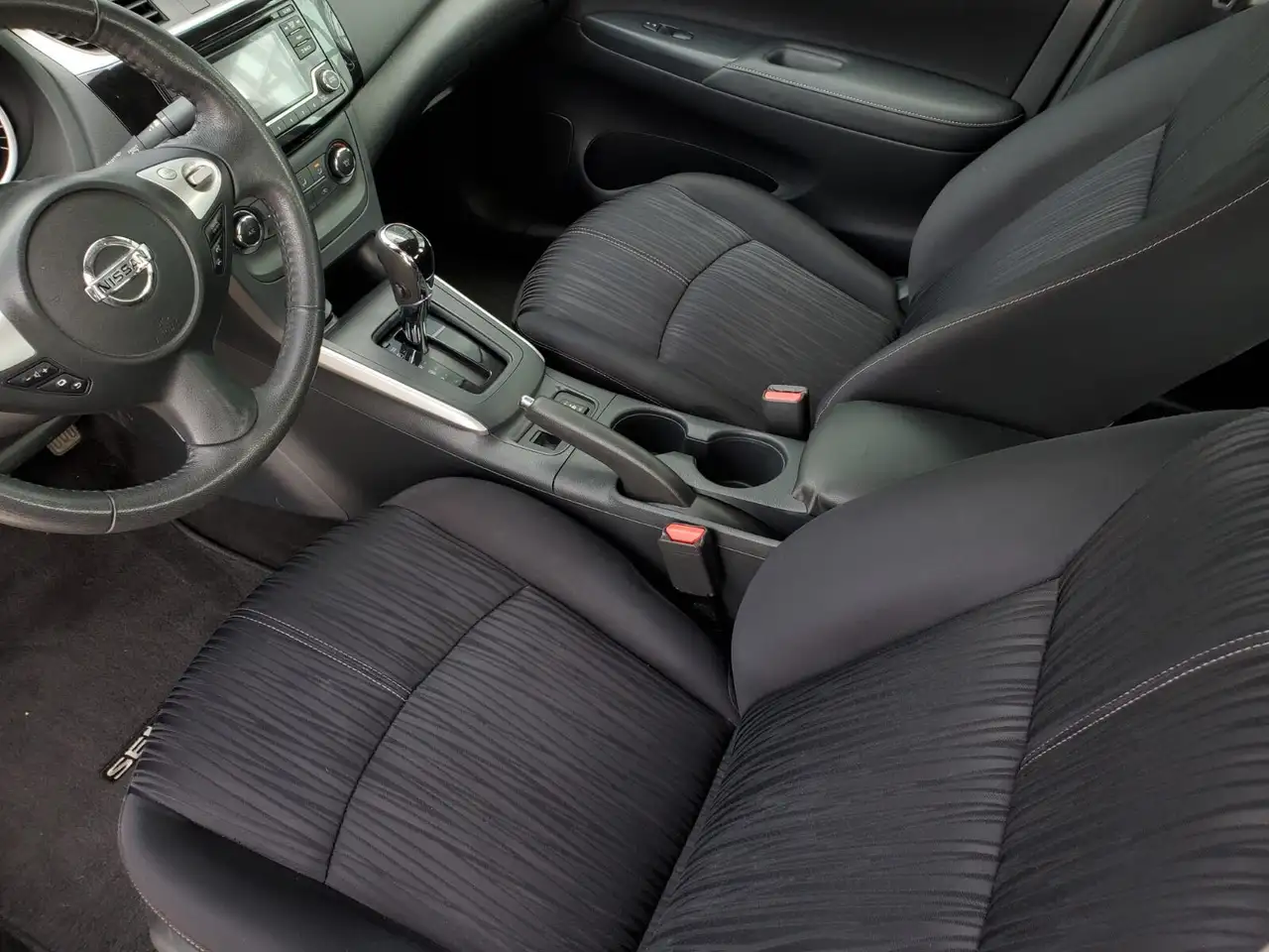 Nissan Sentra снимка Nissan Sentra