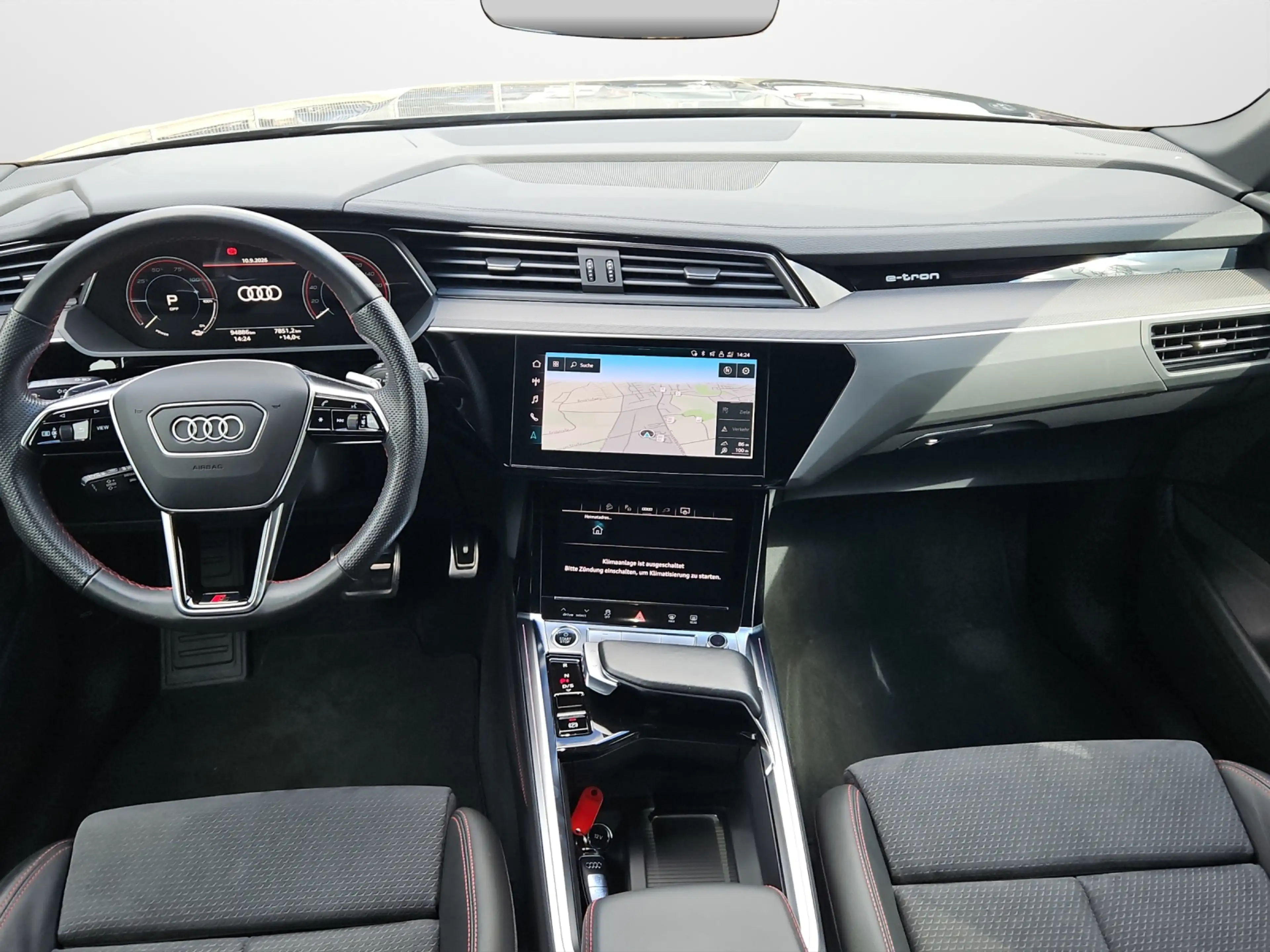 Audi Q8 55 e-tron quattro S line NaviPlus Matrix AHK SH... — photo 8