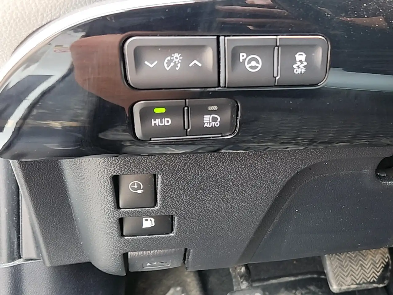 Toyota Prius Prime снимка Toyota Prius Prime