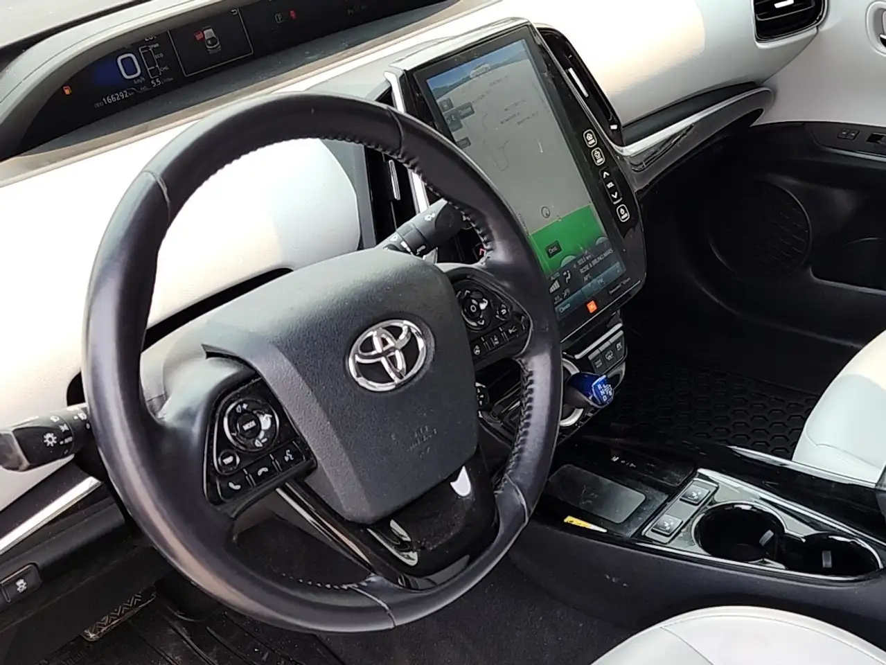 Toyota Prius Prime снимка Toyota Prius Prime