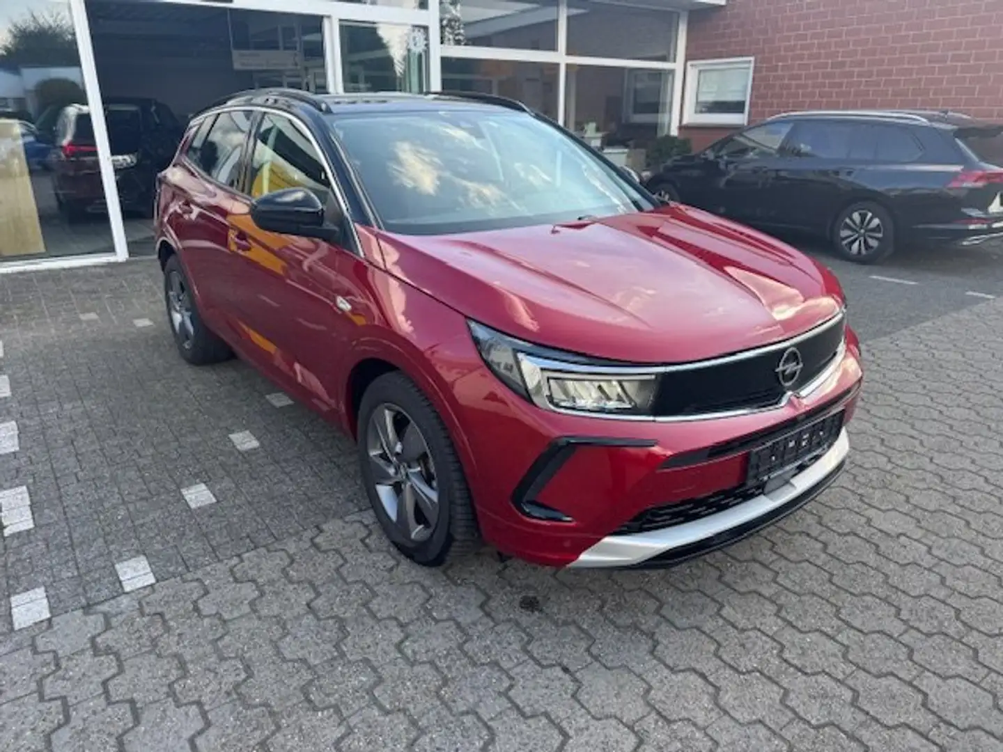 Opel Grandland X 1,2i 6G, Elegance, Multimedia, LED, PDC Rot - 2