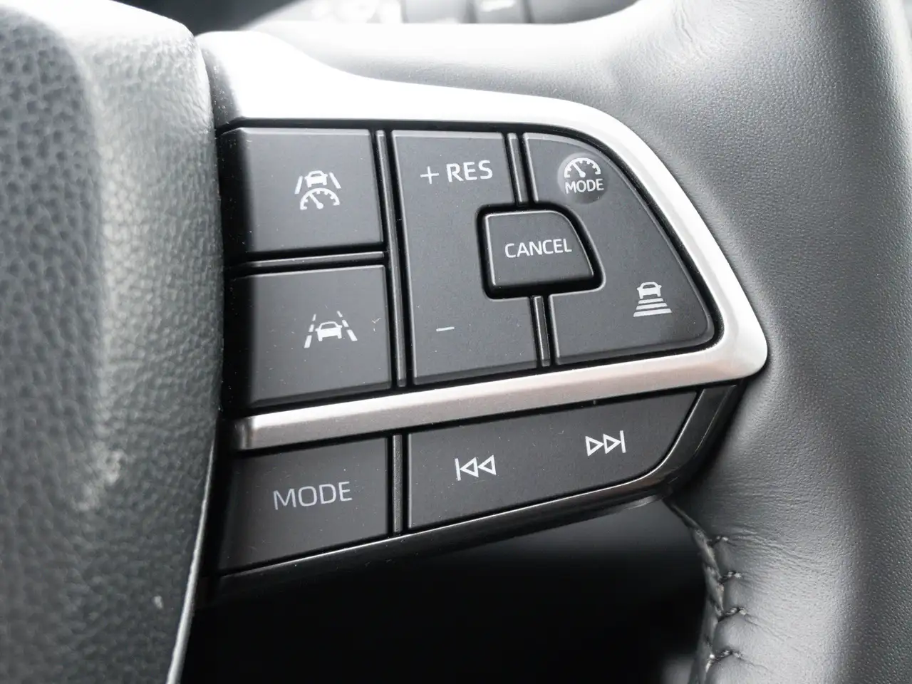 Toyota Grand Highlander fotografie Toyota Grand Highlander