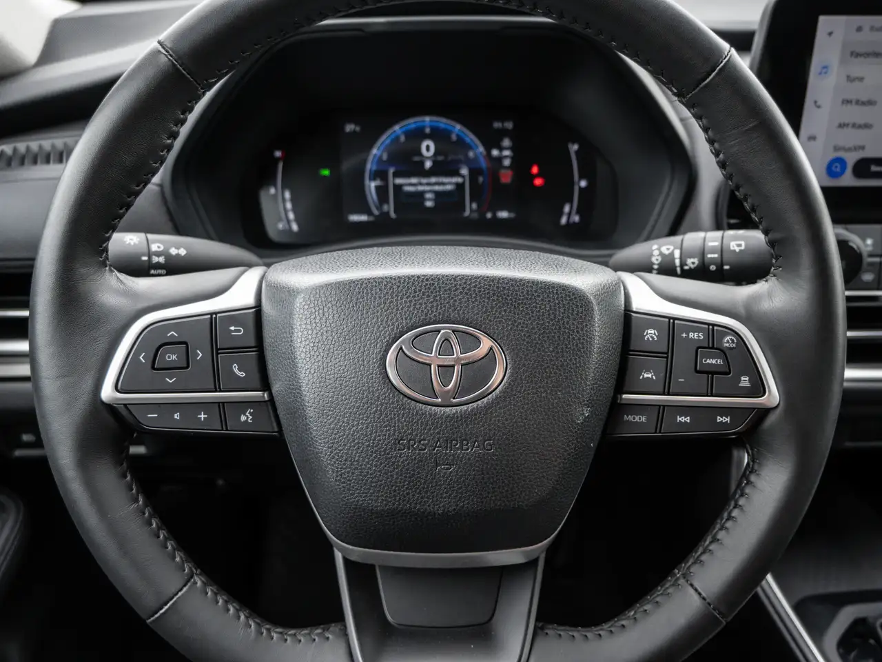 Toyota Grand Highlander fotografie Toyota Grand Highlander