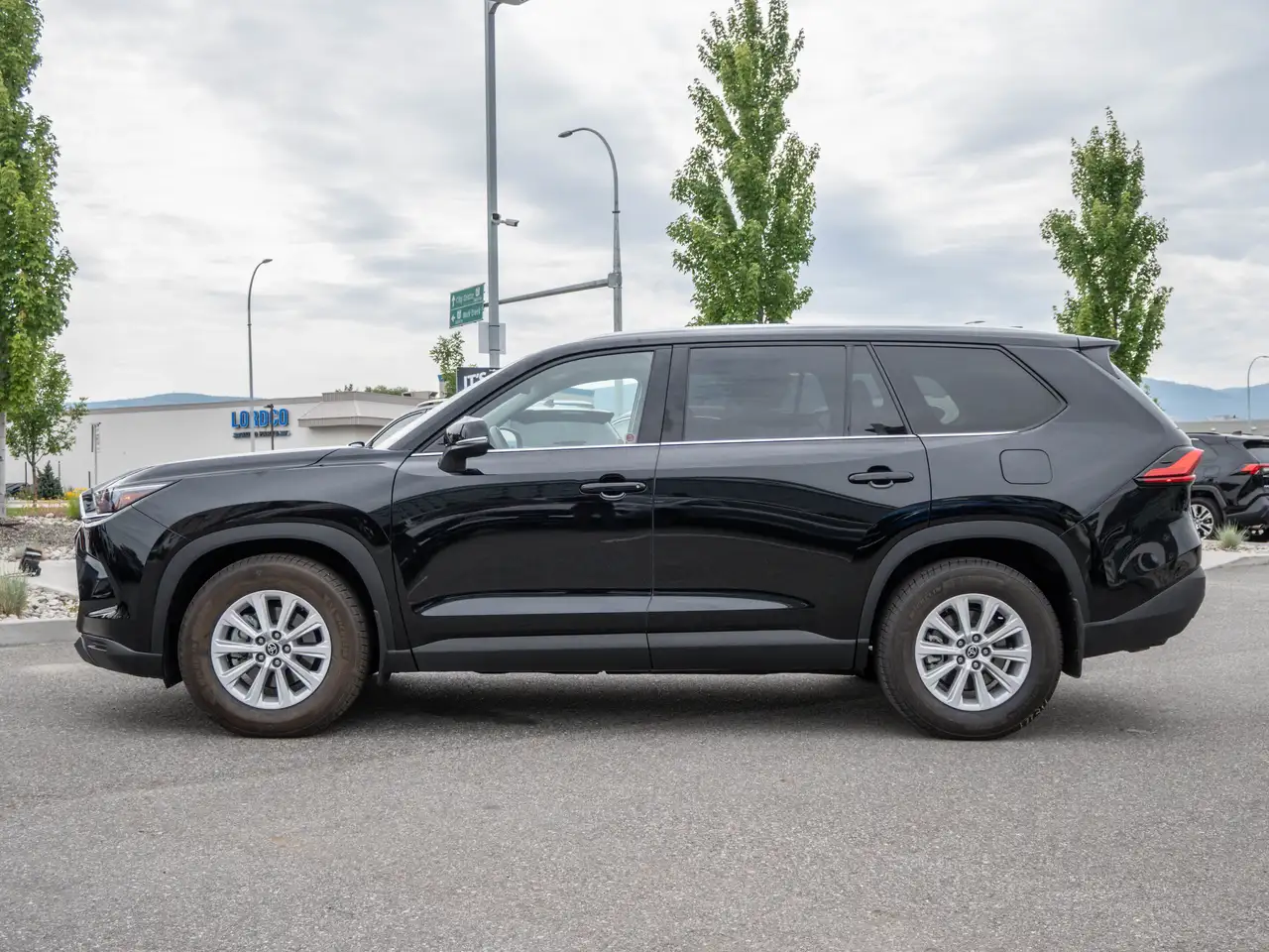 Toyota Grand Highlander fotografie Toyota Grand Highlander
