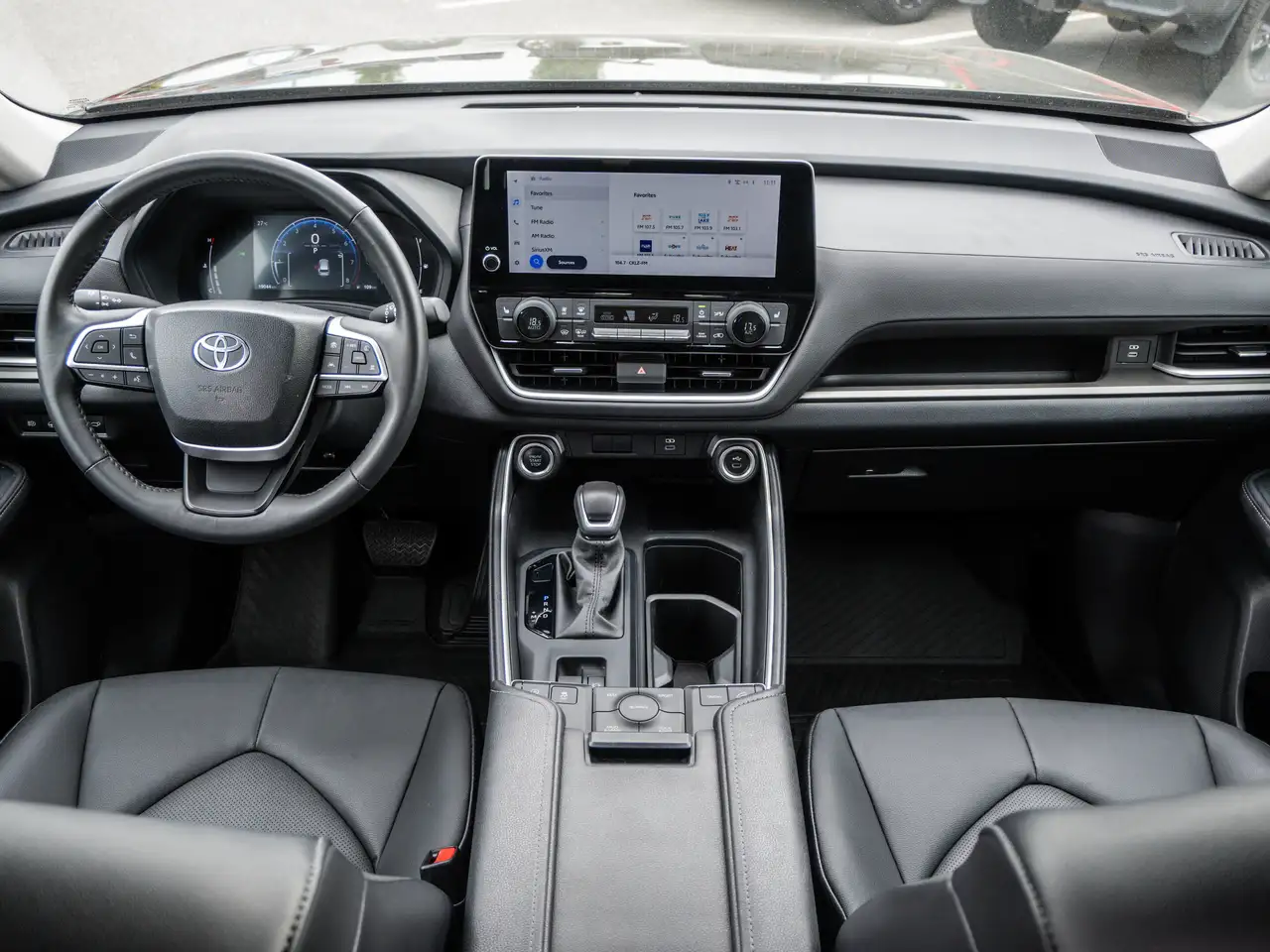 Toyota Grand Highlander fotografie Toyota Grand Highlander