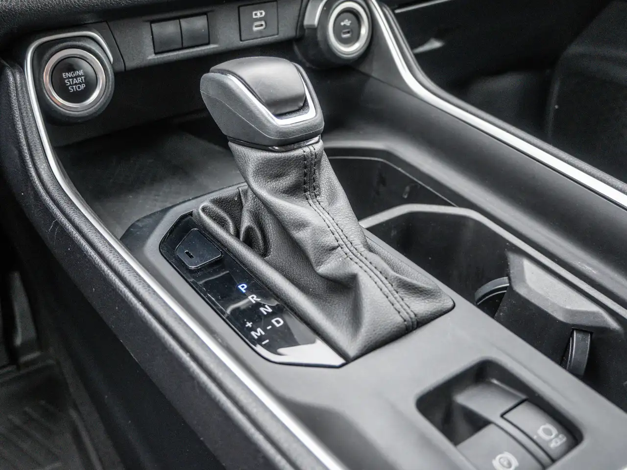 Toyota Grand Highlander fotografie Toyota Grand Highlander