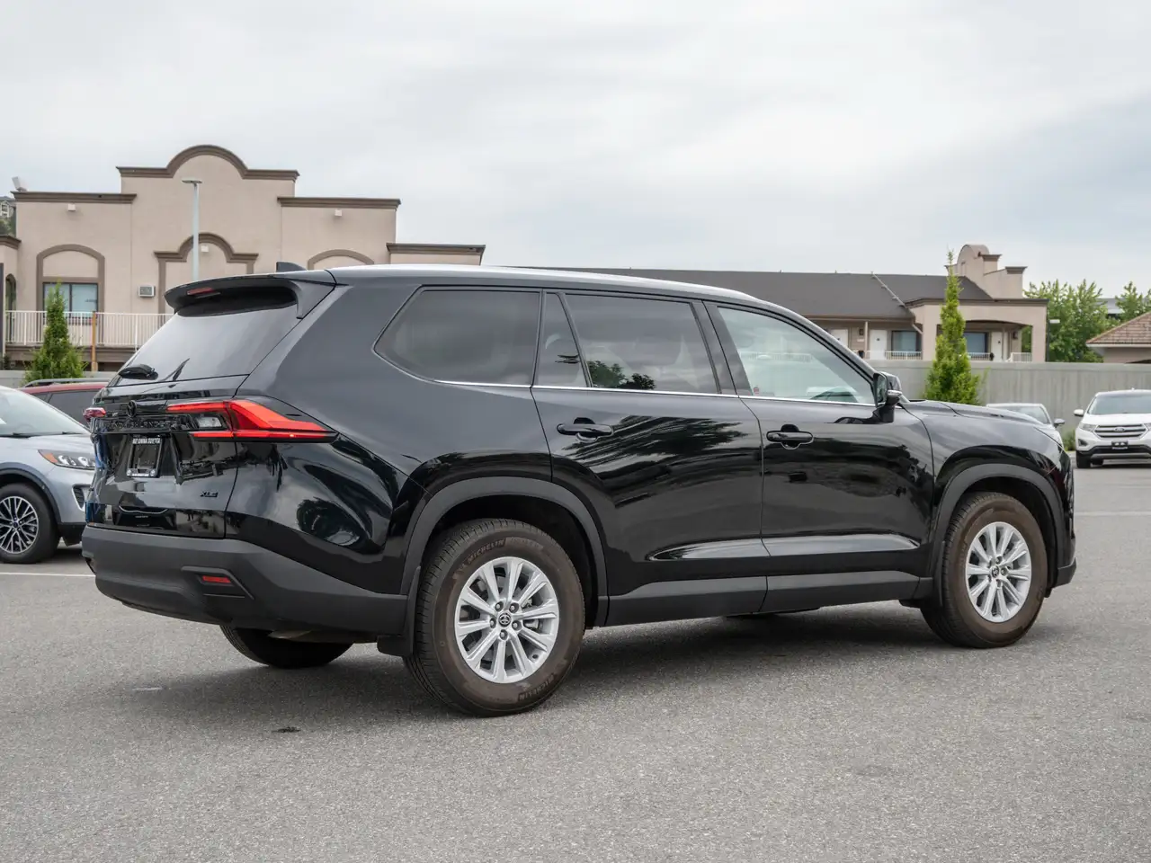 Toyota Grand Highlander fotografie Toyota Grand Highlander