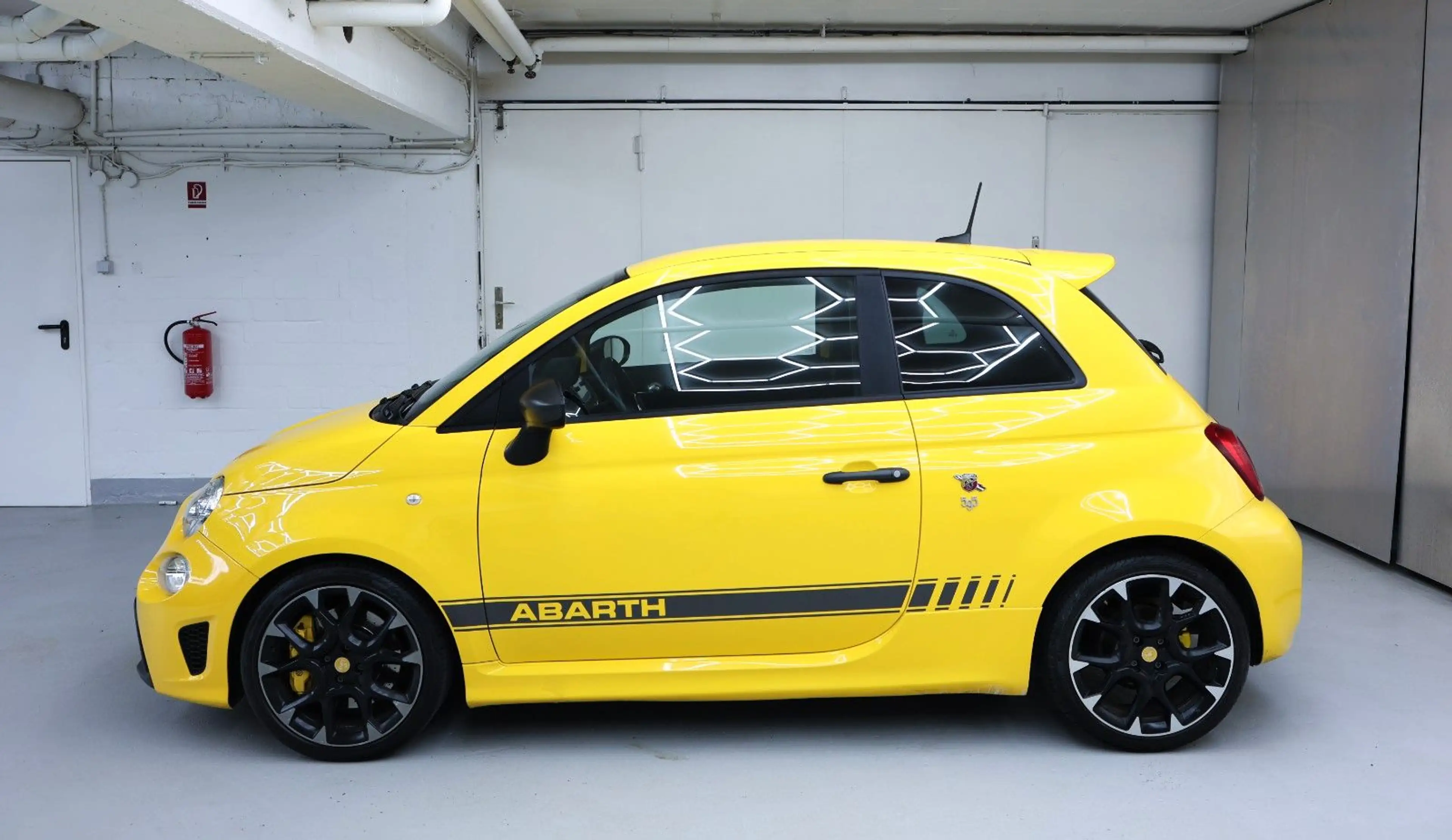Abarth 595 Competizione Sabelt — photo 4