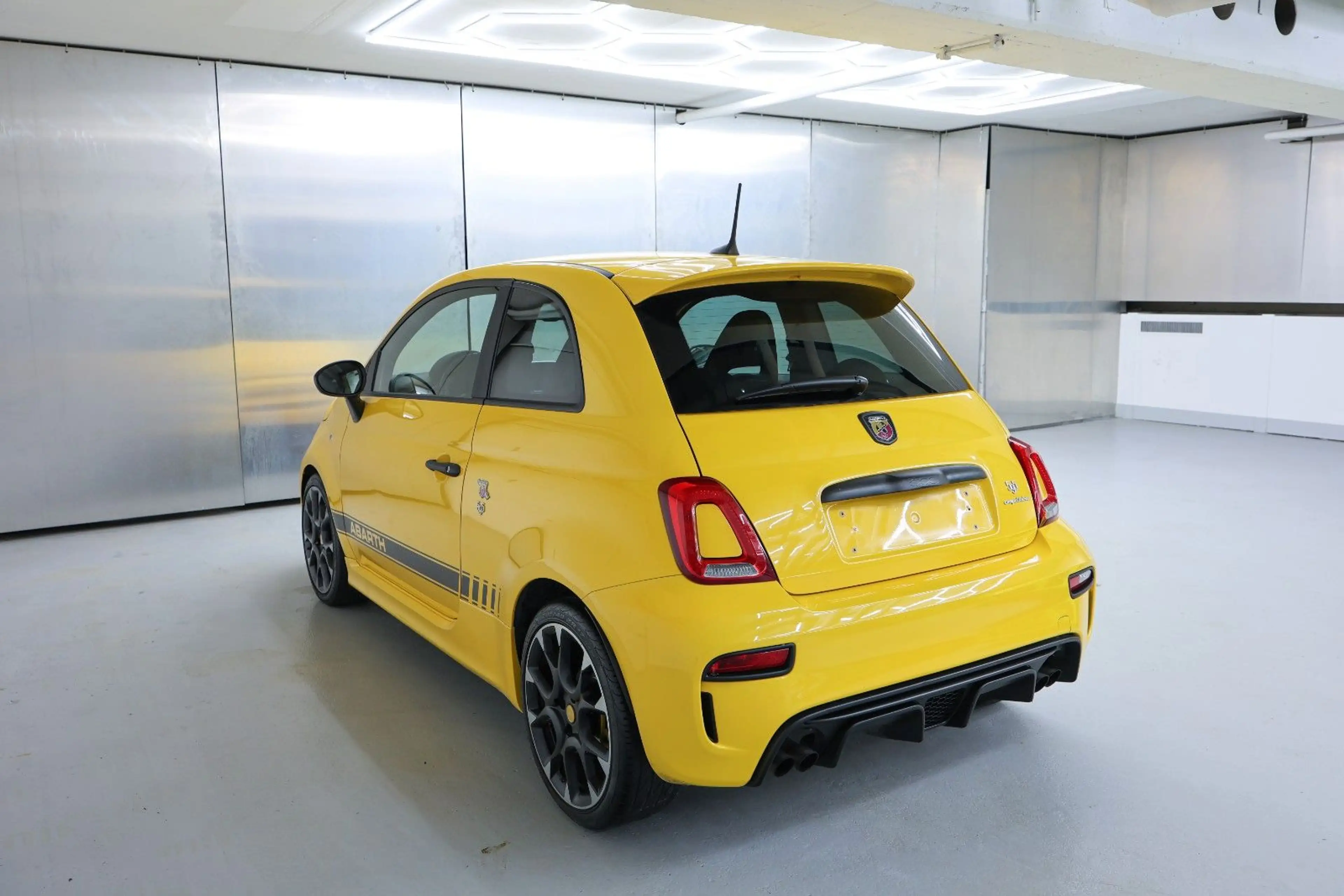 Abarth 595 Competizione Sabelt — photo 7