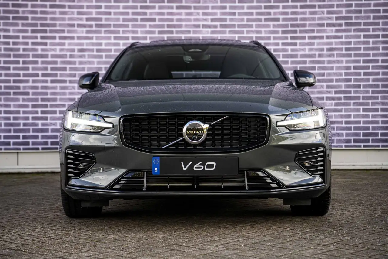 Volvo V60 2026 — фото 8