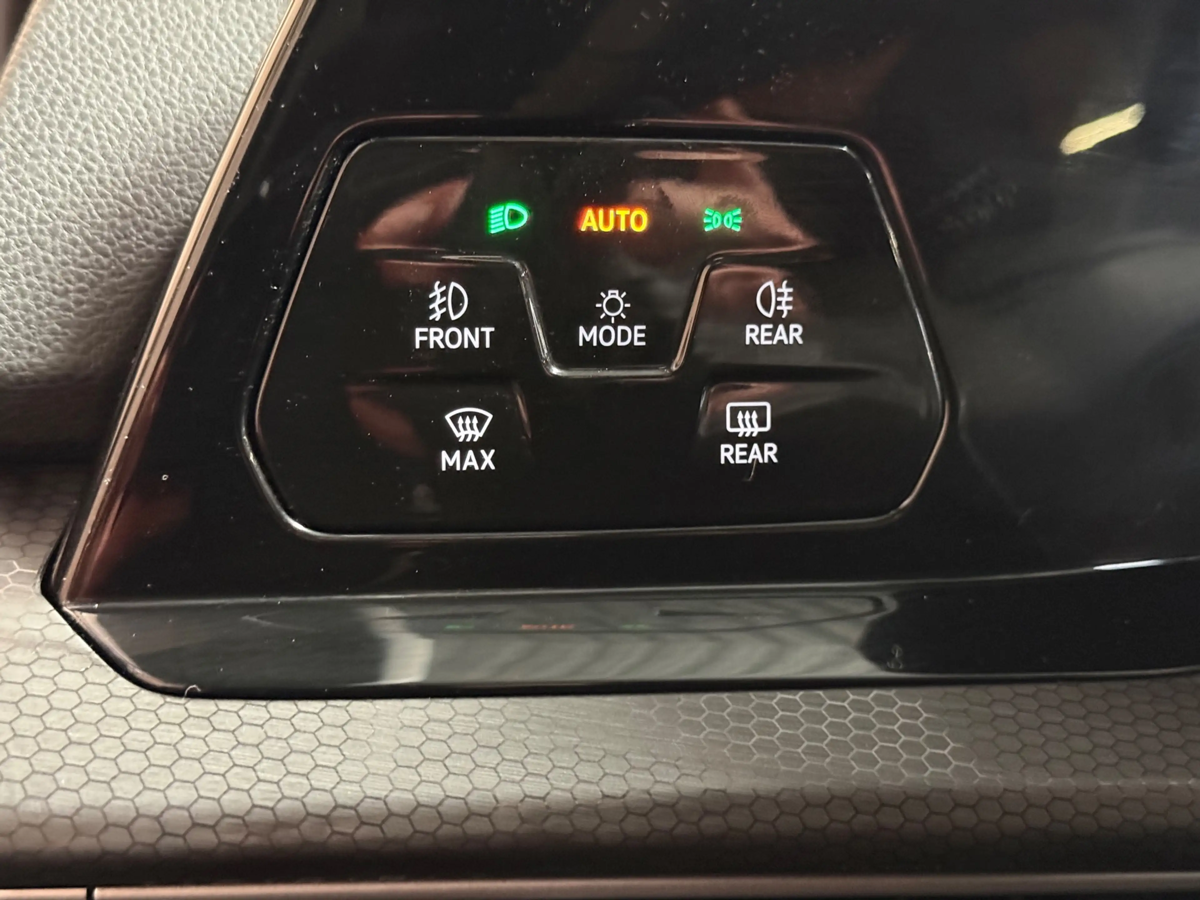 Volkswagen Golf GTD 2.0 TDI |Sfeerverlichting | Stuur/Stoelverwarming — photo 17