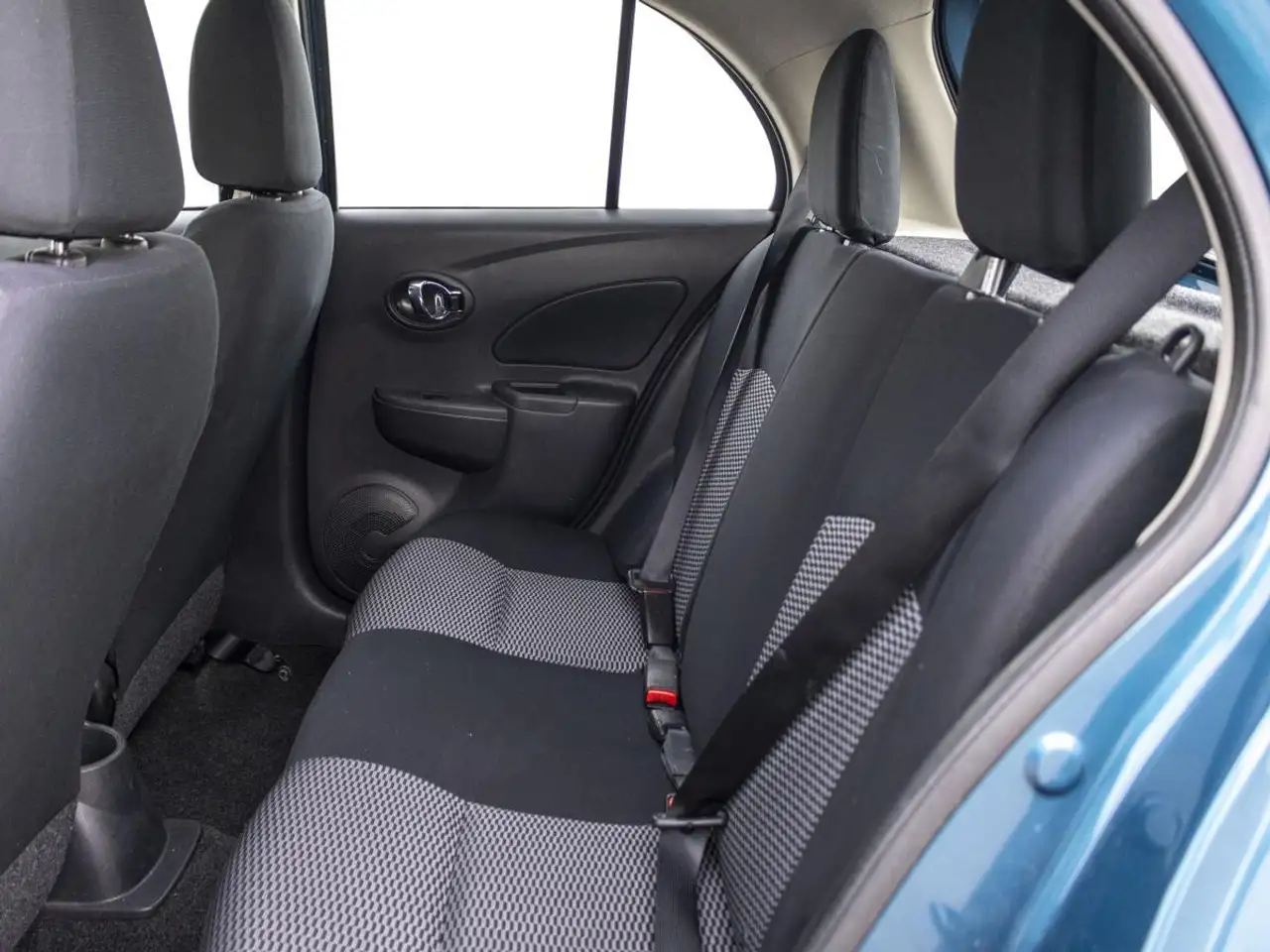 Nissan Micra снимка Nissan Micra