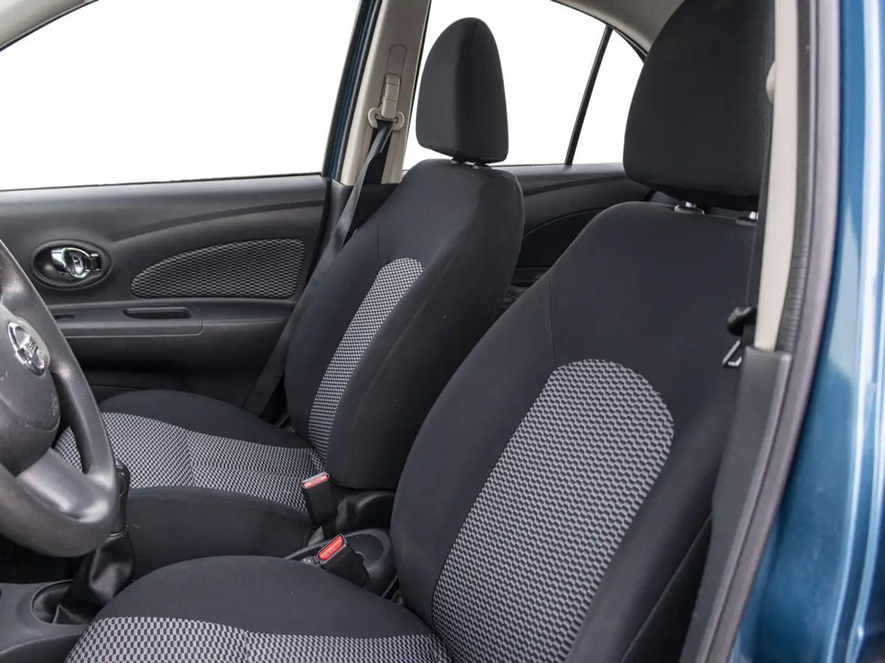 Nissan Micra снимка Nissan Micra