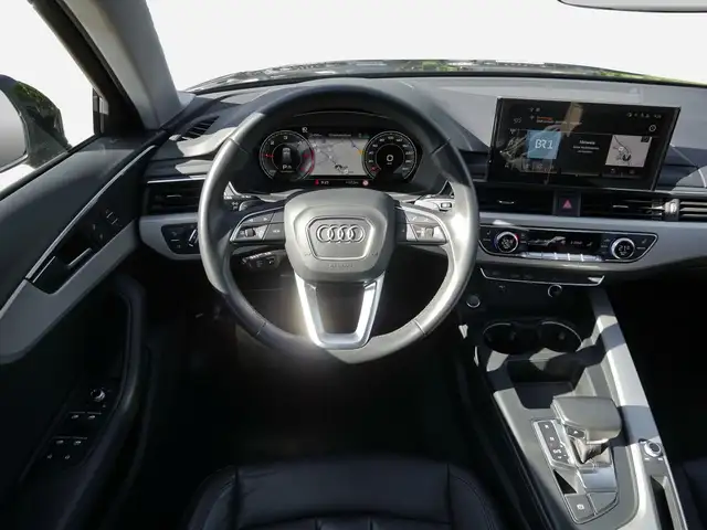 Audi A4 view 8