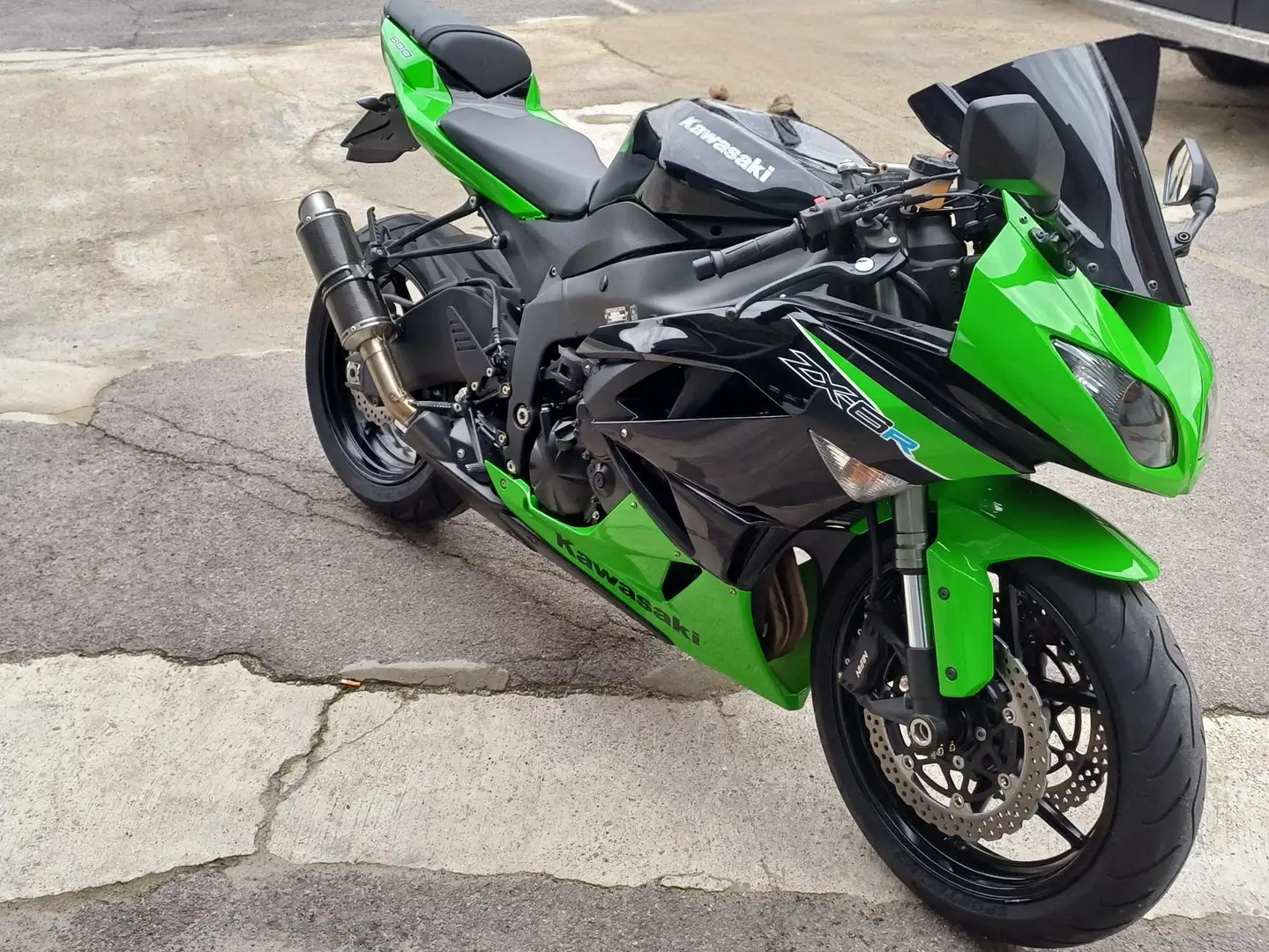 Kawasaki Ninja ZX-6R R Verde - 1