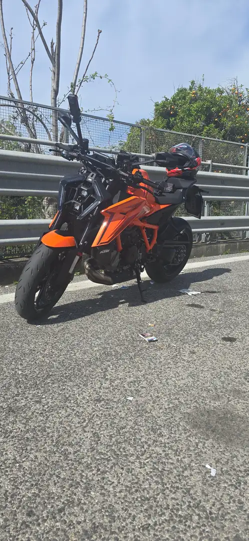 KTM 1390 Super Duke R R Orange - 1