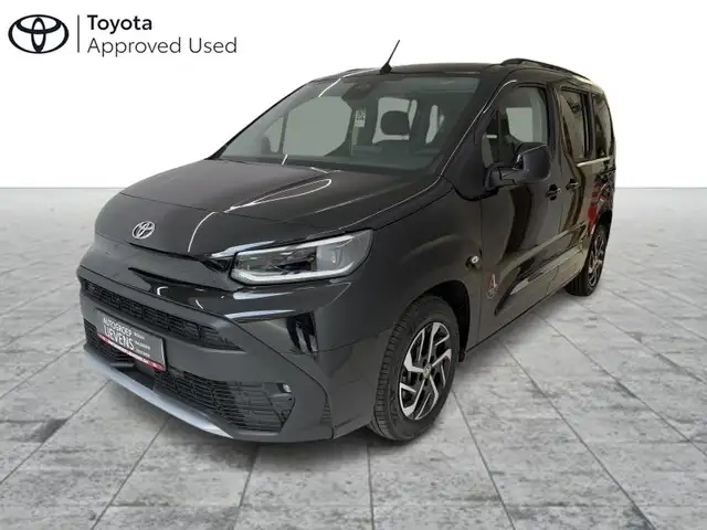 Toyota Verso 1.2 MT SWB FAMILY