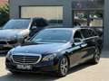 Mercedes-Benz E 220 1 Hand /// Sport Paket /// Schwarz - thumbnail 4