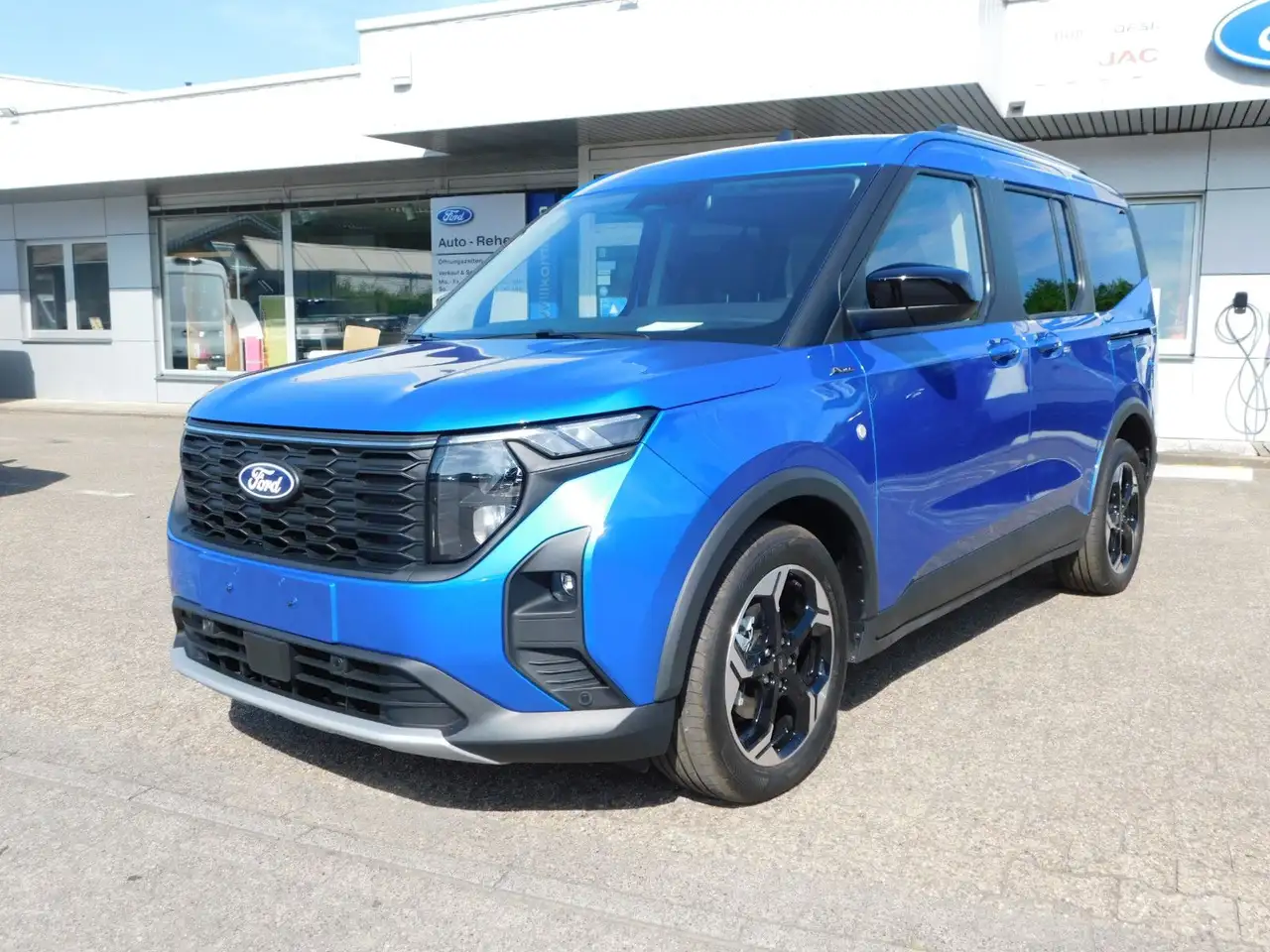 Ford Tourneo Courier Active 1.0 Autom. 4 J. Garantie 3