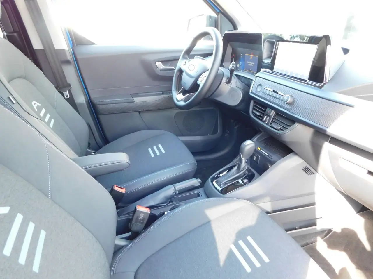 Ford Tourneo Courier Active 1.0 Autom. 4 J. Garantie 14