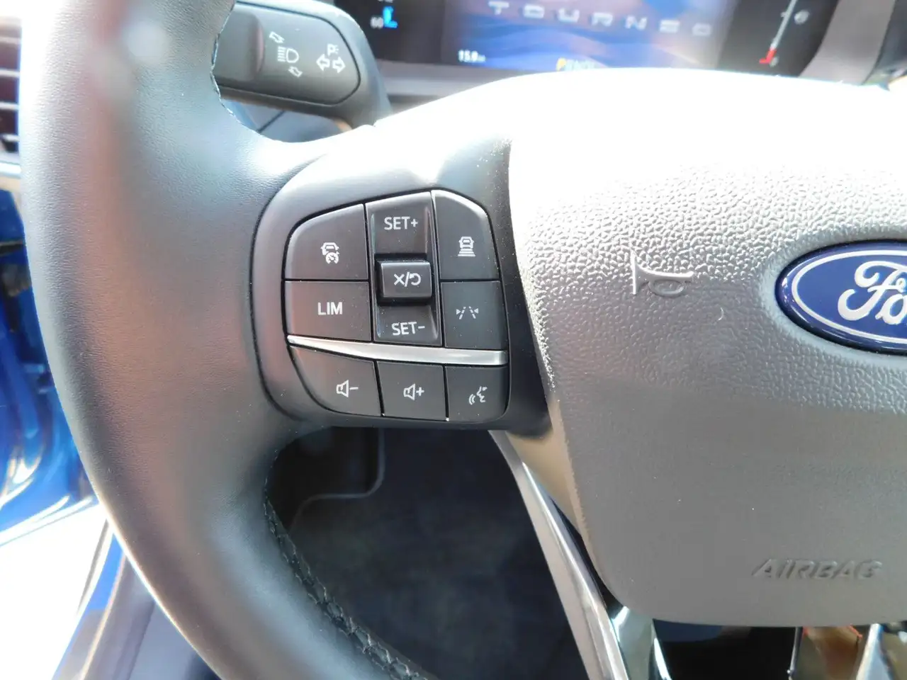 Ford Tourneo Courier Active 1.0 Autom. 4 J. Garantie 15