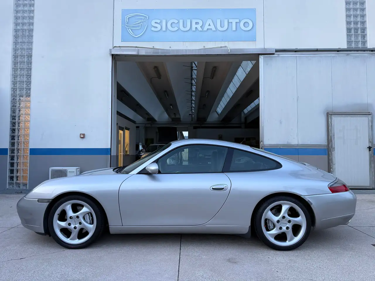 Porsche 911 996 Coupe 3.4 Carrera 4 Cambio Manuale Ultimo Proprietario dal 2003 a oggi, foto 5