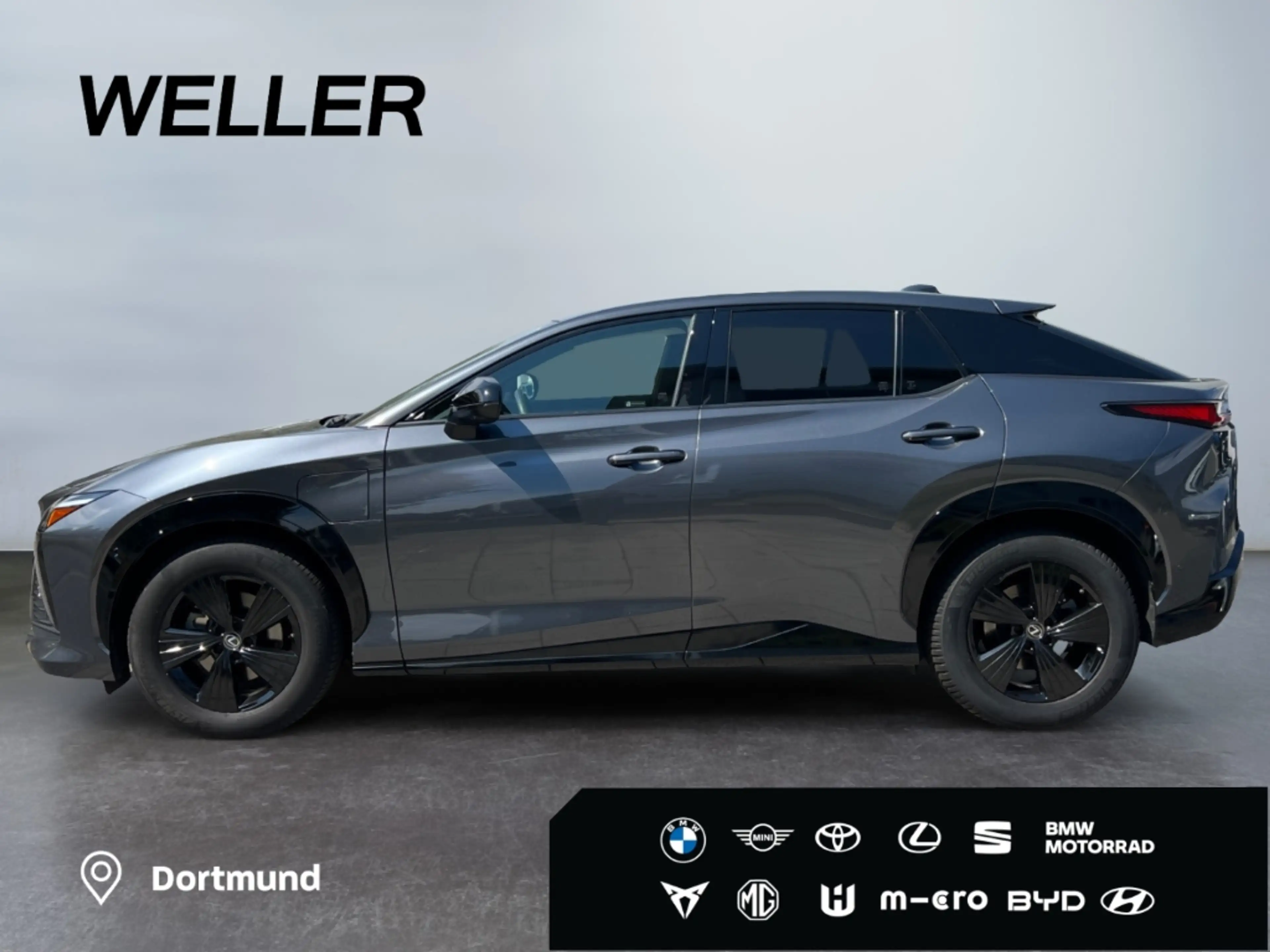 Lexus RZ 450E MIT LUXURY PAK *HUD*Pano*RCam*SHZ* — photo 5