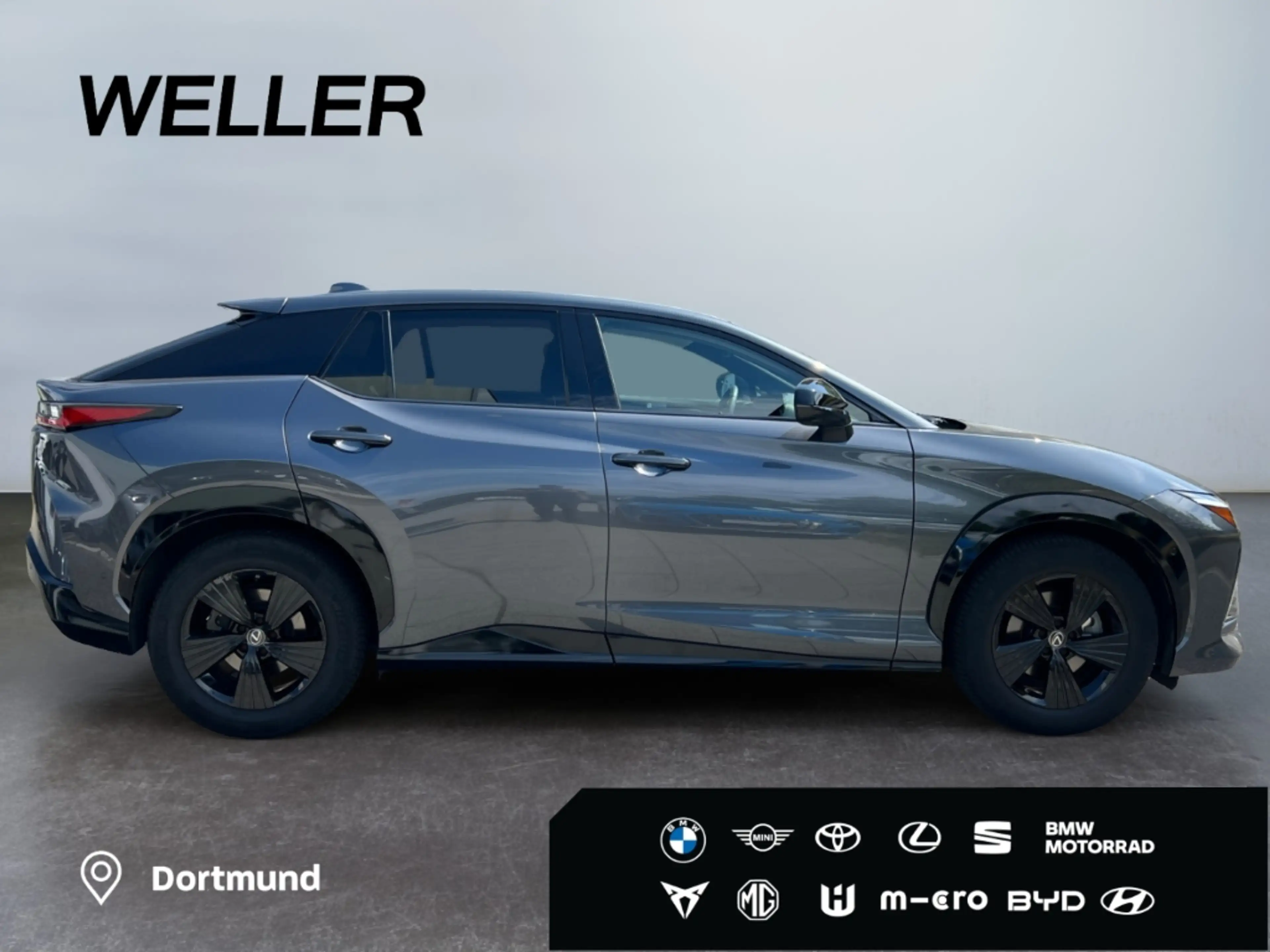 Lexus RZ 450E MIT LUXURY PAK *HUD*Pano*RCam*SHZ* — photo 10