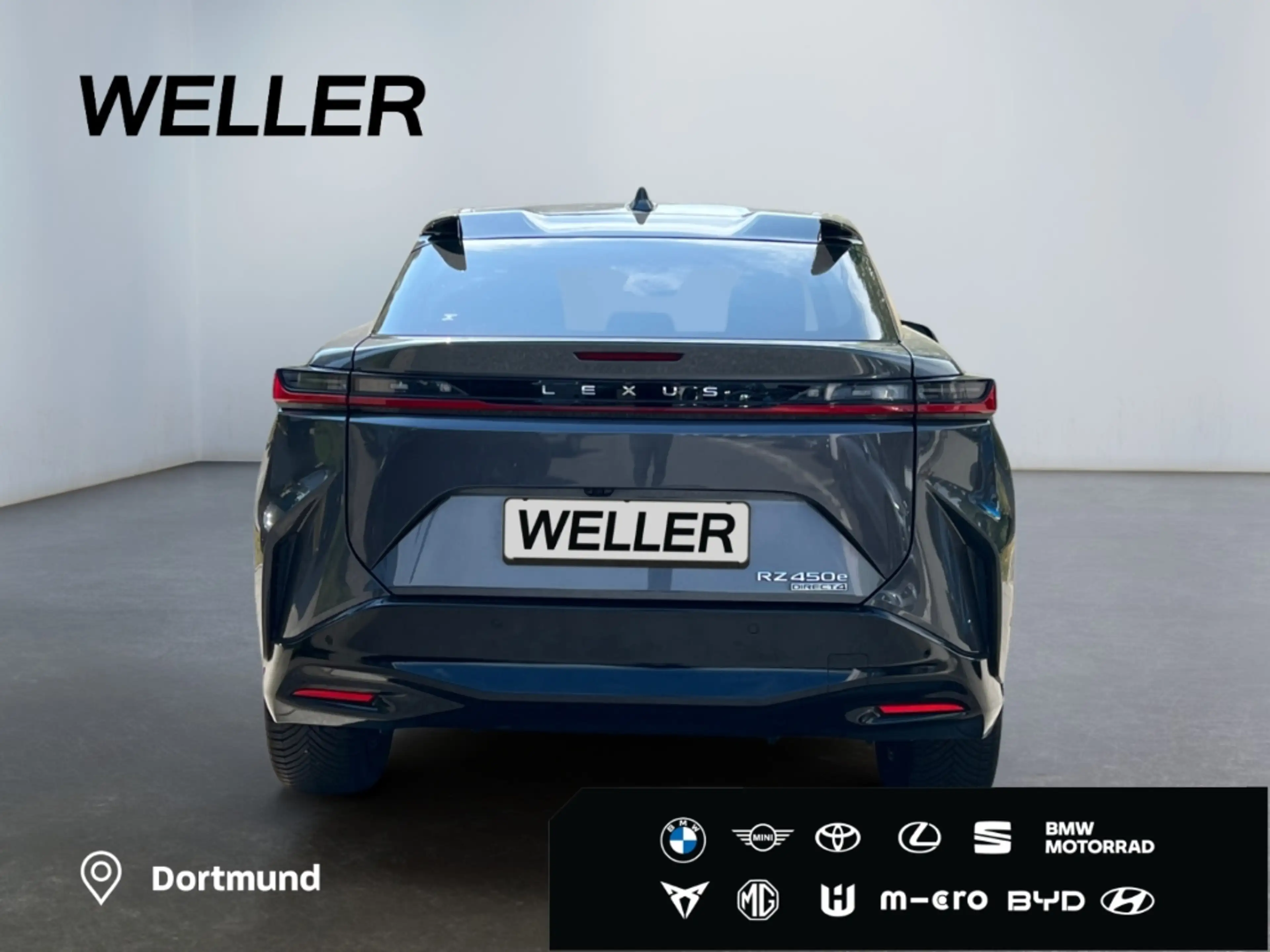 Lexus RZ 450E MIT LUXURY PAK *HUD*Pano*RCam*SHZ* — photo 6