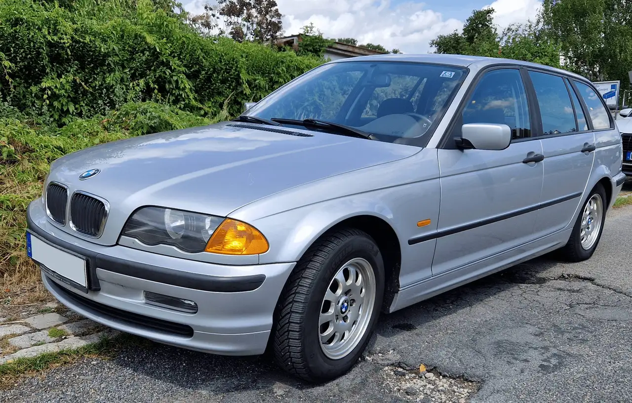 BMW 318i Touring BMW (E46) – Lückenlos gewartet | TÜV 07/28 NEU | Service & Bremsen NEU | Standheizung, foto 2