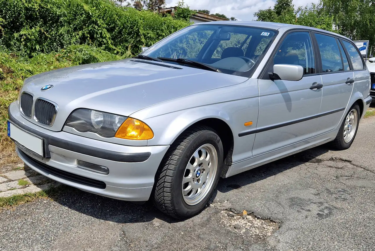 BMW 318i Touring BMW (E46) – Lückenlos gewartet | TÜV 07/28 NEU | Service & Bremsen NEU | Standheizung, foto 3