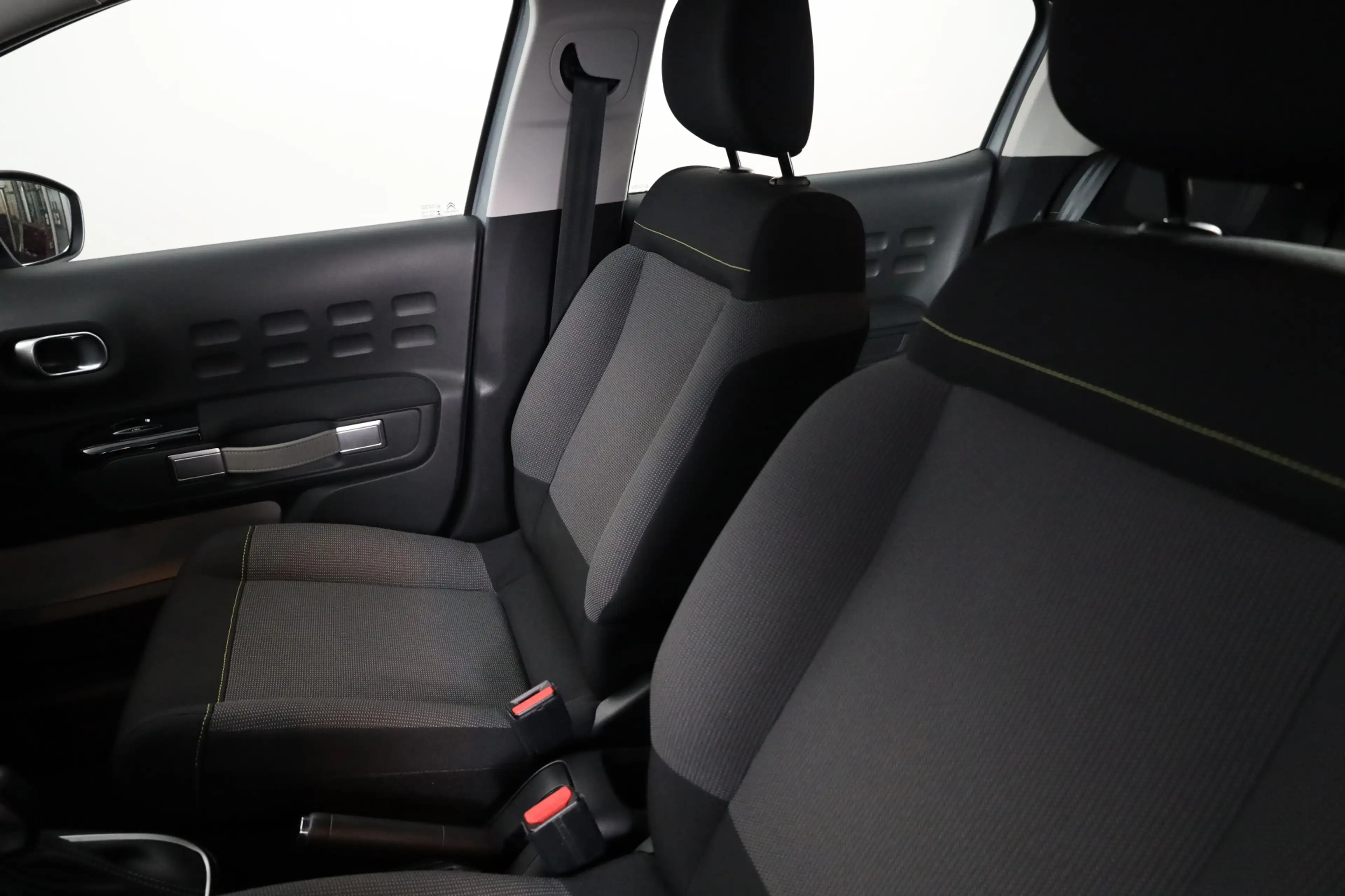 Citroen C3 PT 110 Shine Automaat-6 Carplay/Android auto | 17" — photo 24