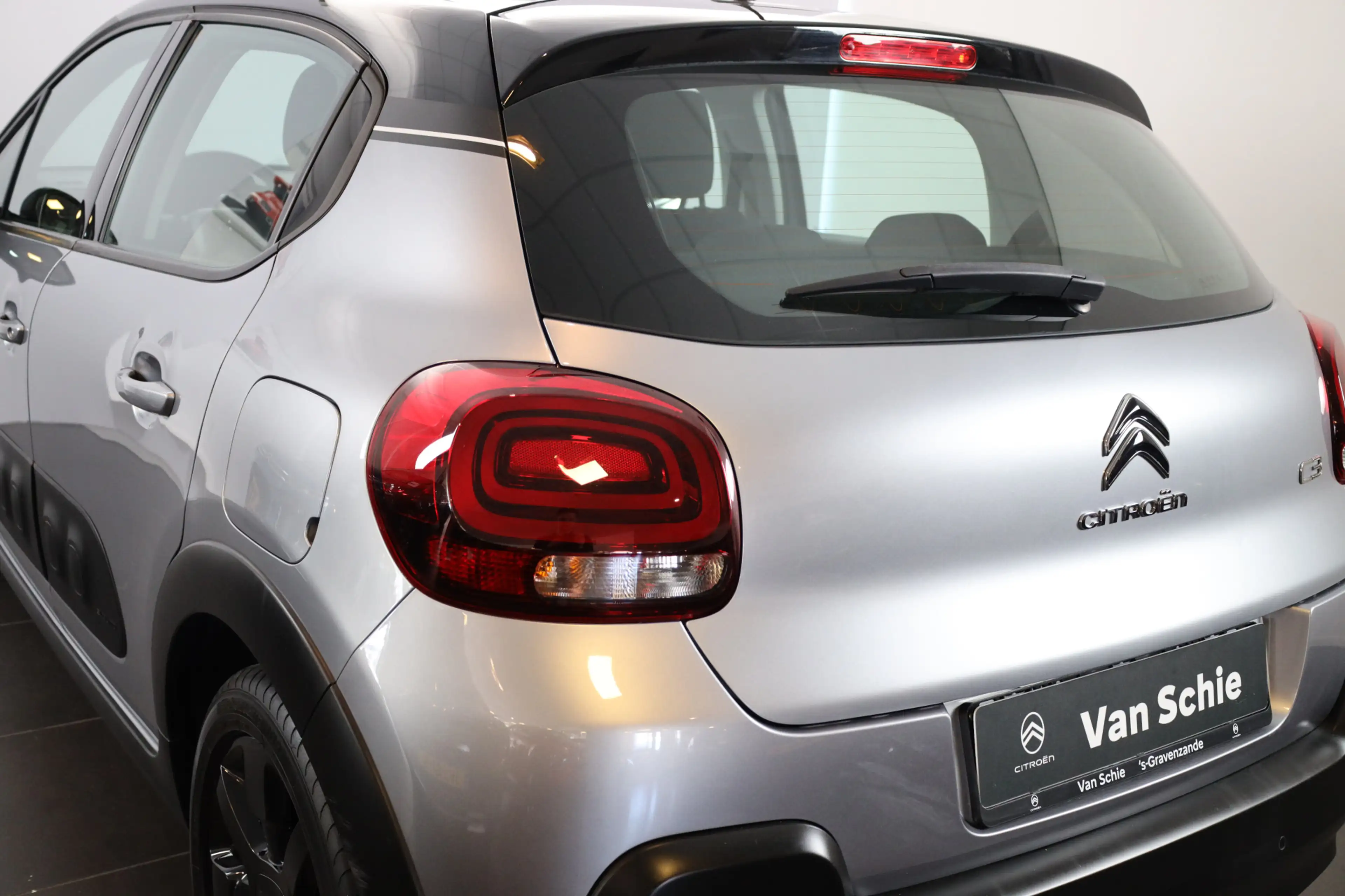 Citroen C3 PT 110 Shine Automaat-6 Carplay/Android auto | 17" — photo 12