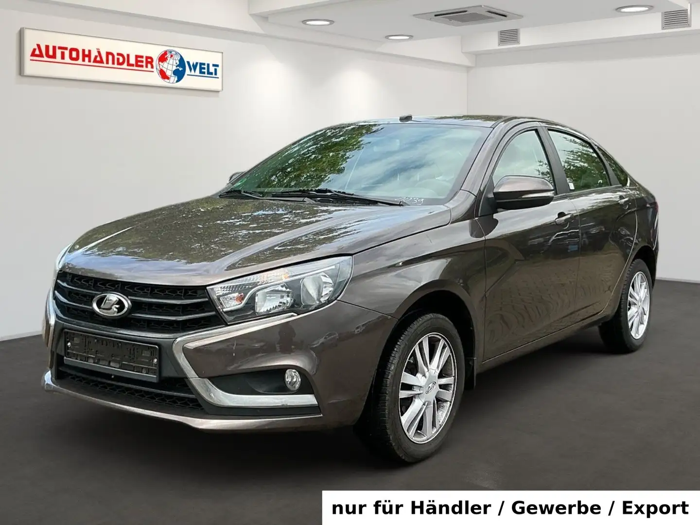 Lada Vesta 1.6 Luxus Klimaauto. SHZ Tempo PDC Braun - 1