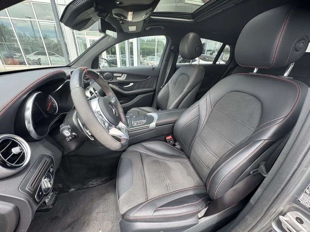 Mercedes-Benz GLC fotografie Mercedes-Benz GLC