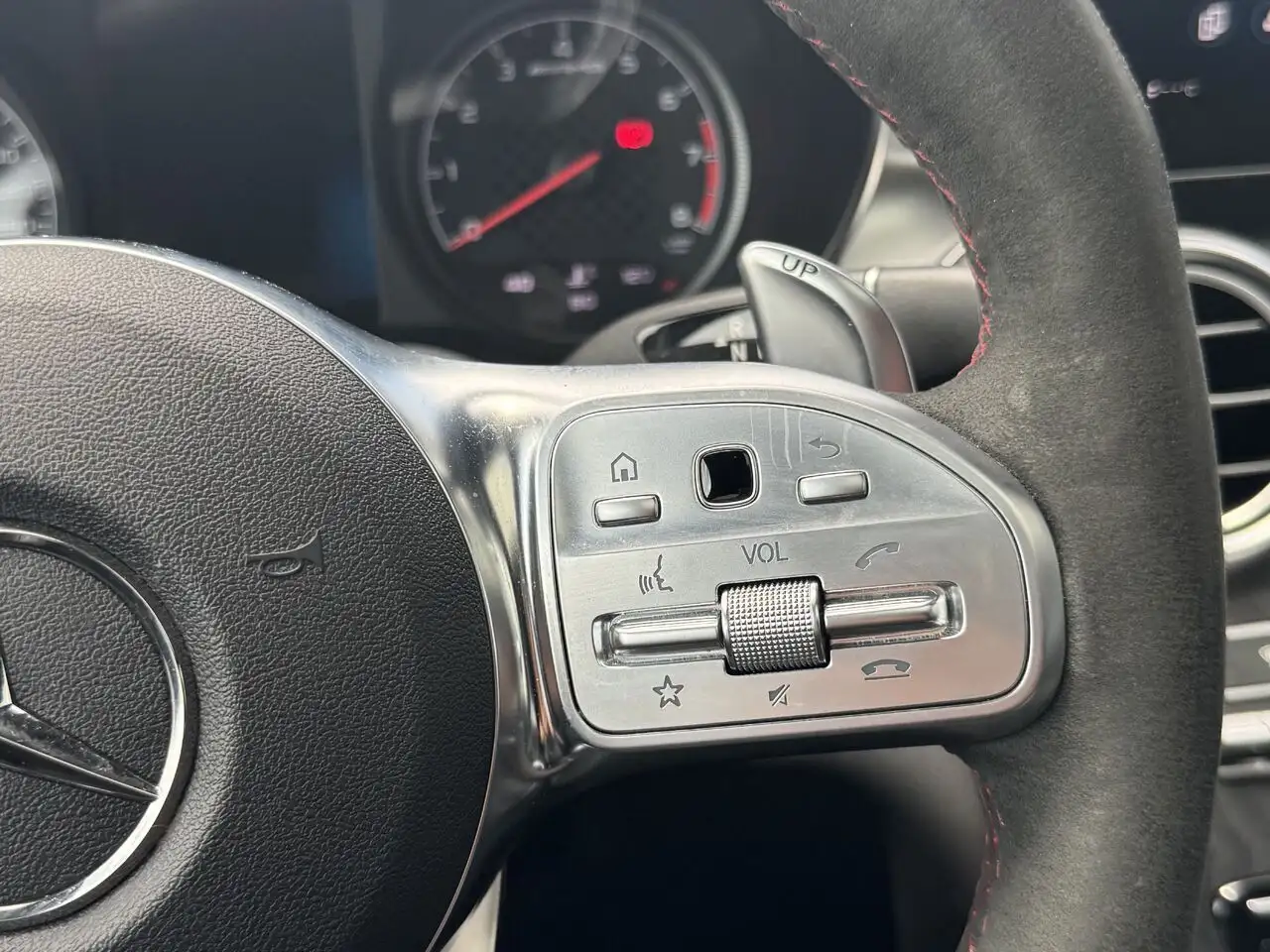 Mercedes-Benz GLC fotografie Mercedes-Benz GLC