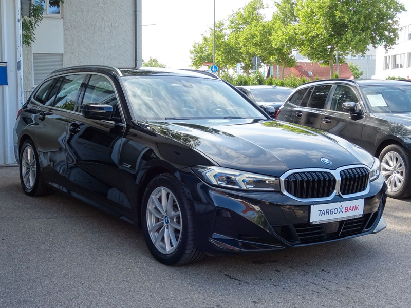 BMW 320 e Touring Aut LCI Curved Navi Ad. LEDer ACC