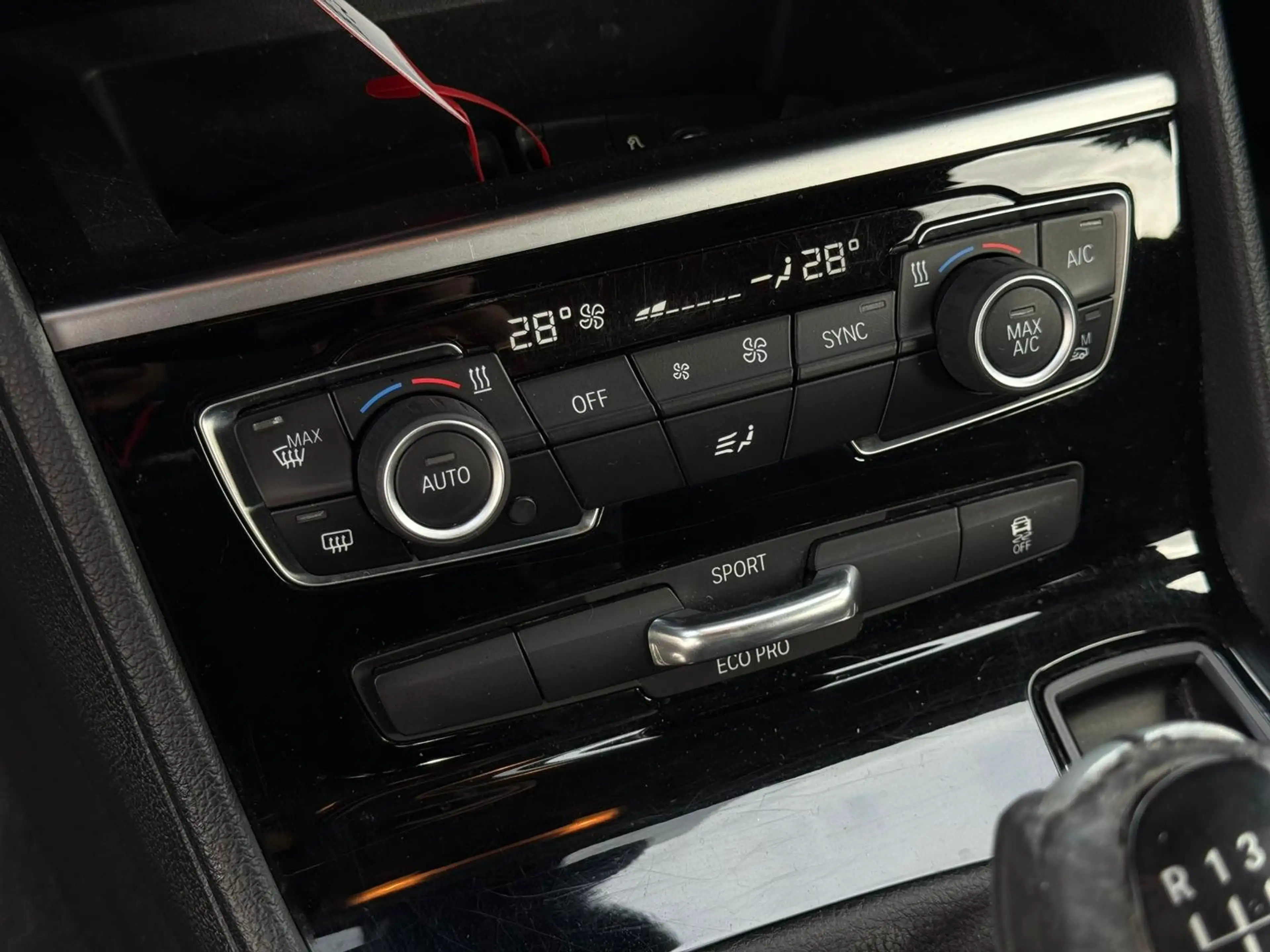 BMW 214 214d Airco Diesel Manueel 5Deurs ParkeerS * — photo 12