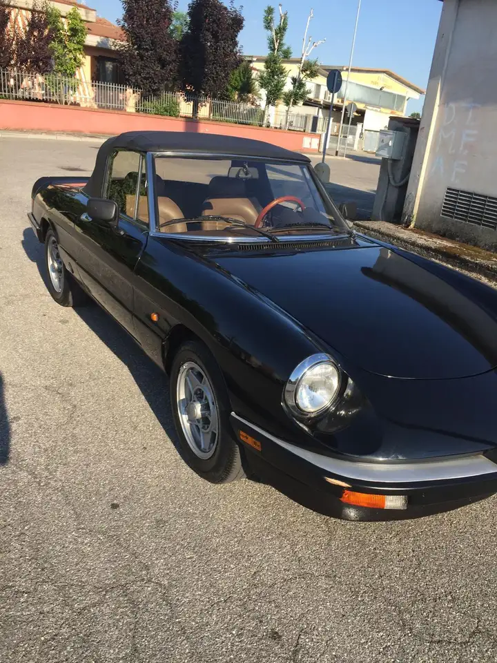 Alfa Romeo Spider 1.6, foto 2