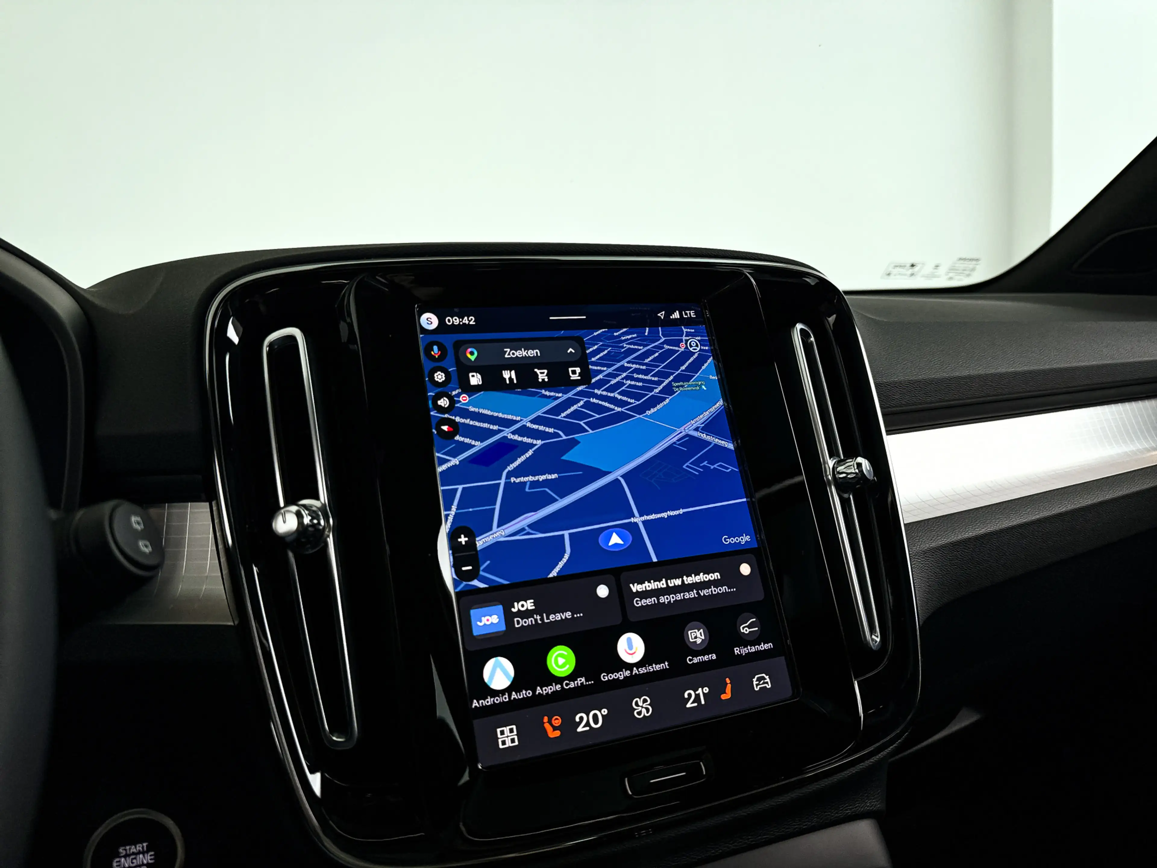 Volvo XC40 B4 Plus Dark | Panoramadak | 360° camera | Harman — photo 24