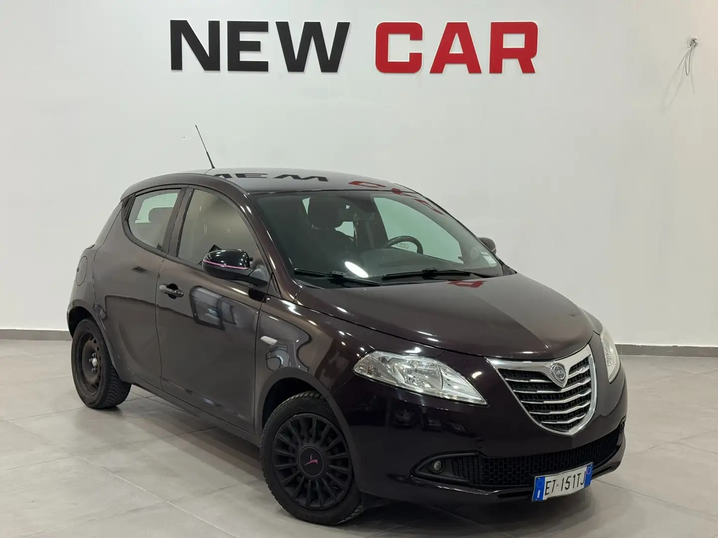 Lancia Ypsilon 1.3 MJT 16V 95 CV 5 porte S&S Platinum Mauve - 2