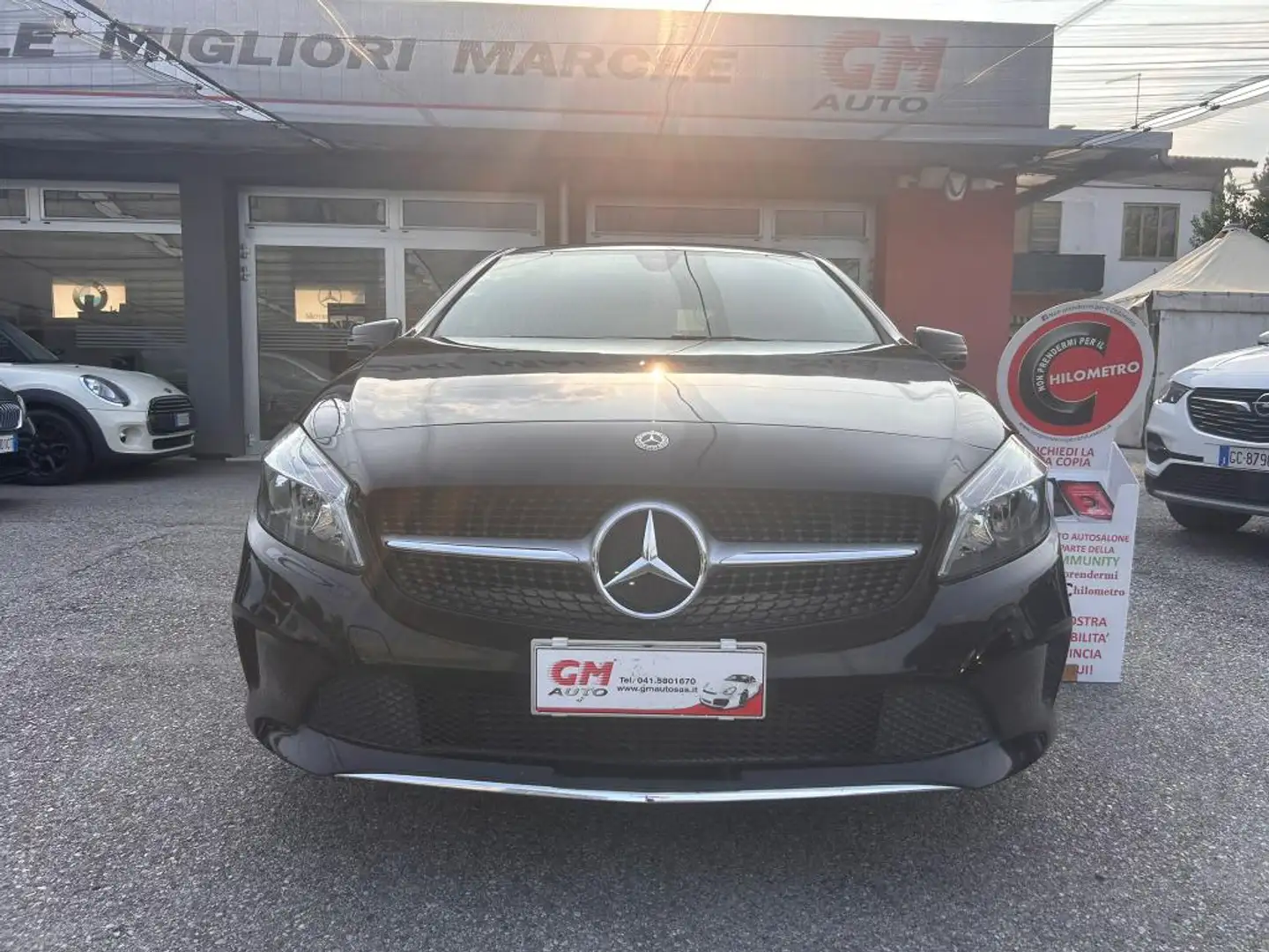 Mercedes-Benz A 160 d Sport Beige - 2