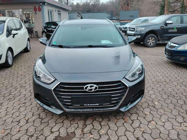 Hyundai i40 cw Premium /1.Hand / Navi / Kamera /