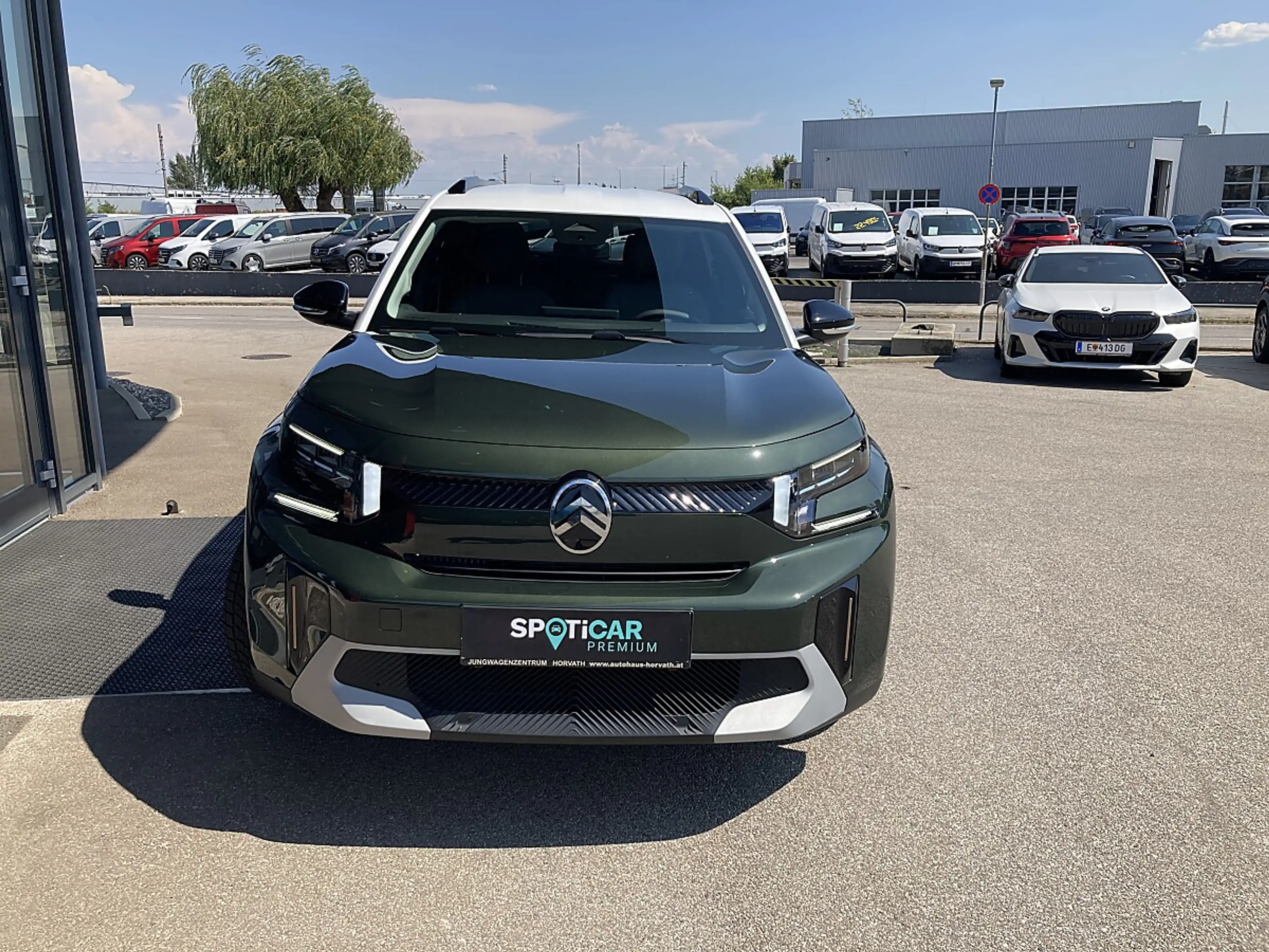 Citroen C3 Aircross Hybrid mHEV 145 Plus ë-DSC6 — photo 2