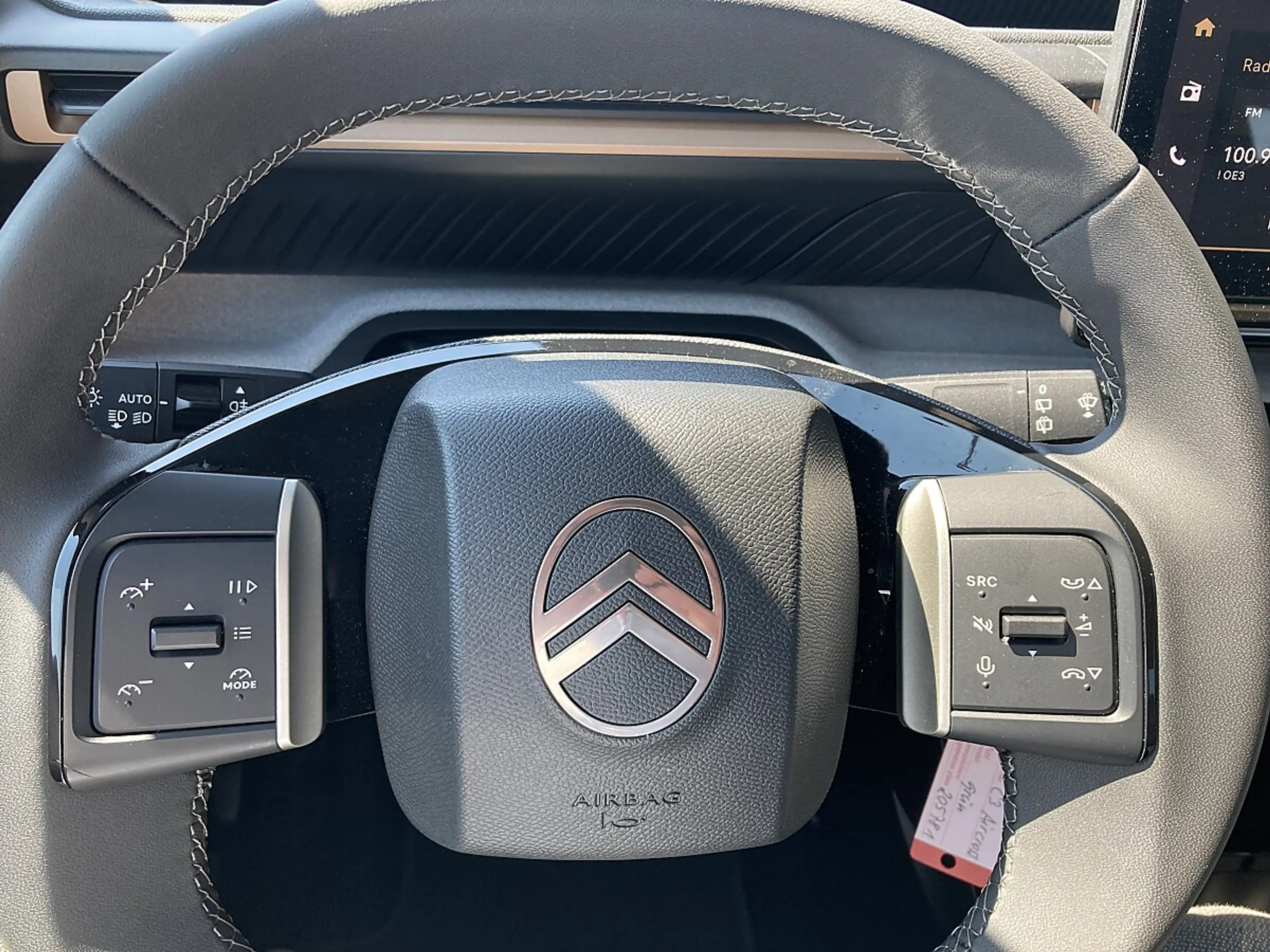 Citroen C3 Aircross Hybrid mHEV 145 Plus ë-DSC6 — photo 5