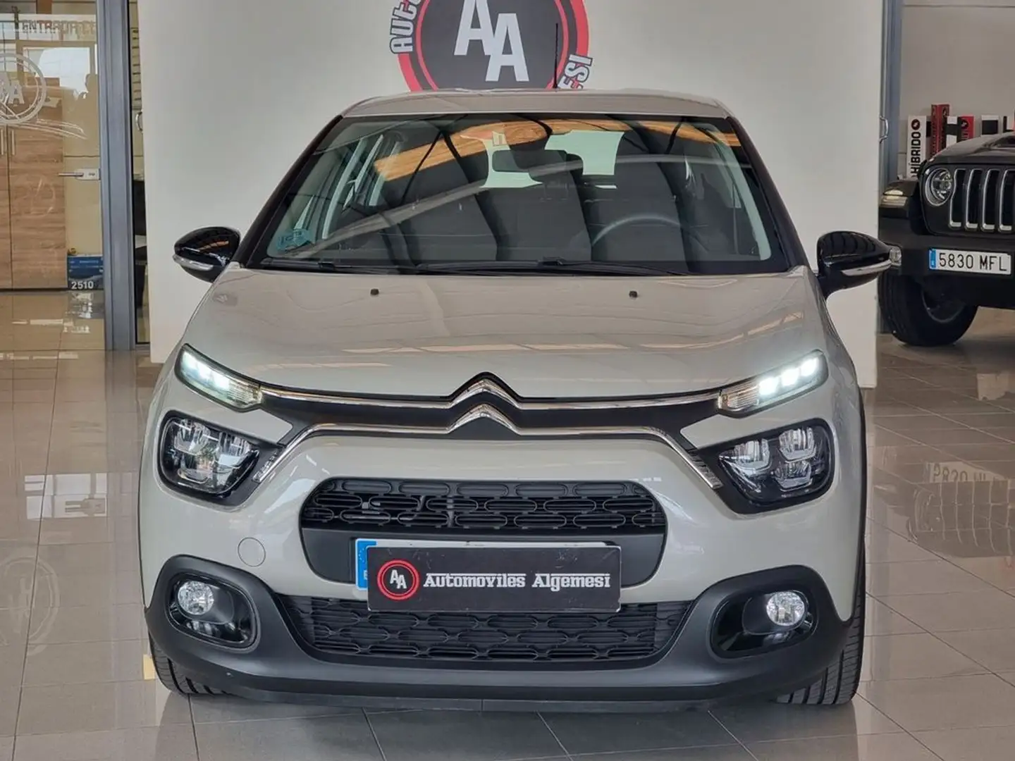 Citroen C3 PureTech 60KW 83CV Plus Beige - 2