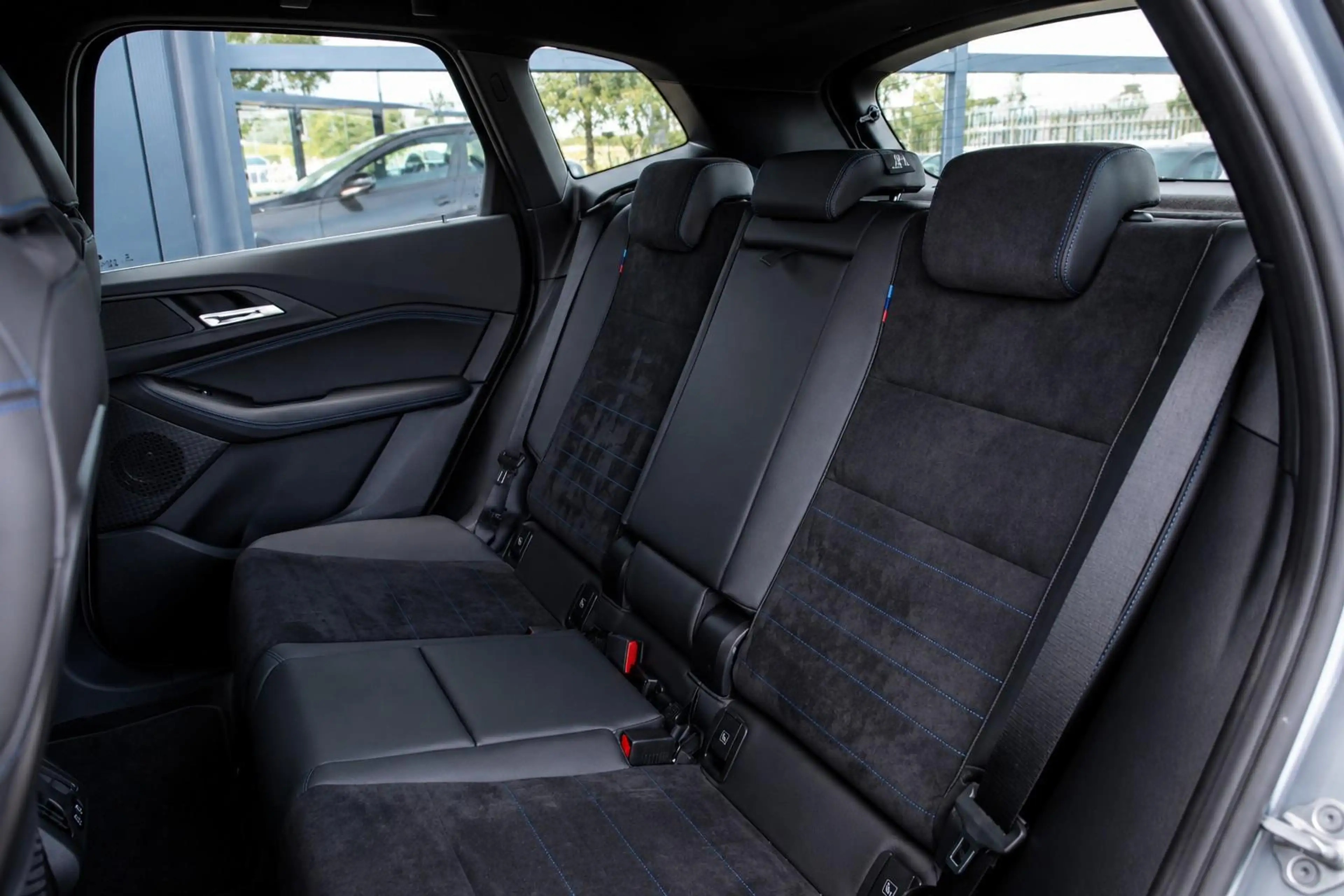 BMW 225 225e xDrive M-Sport*PDC*LED*Navigatie*Sportstoelen — photo 5