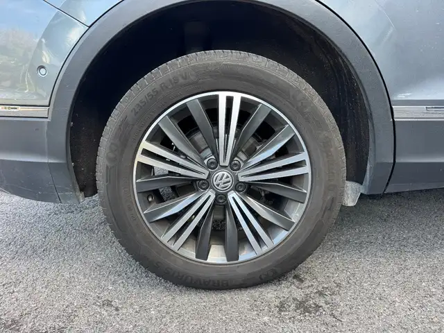 Volkswagen Tiguan Allspace view 26