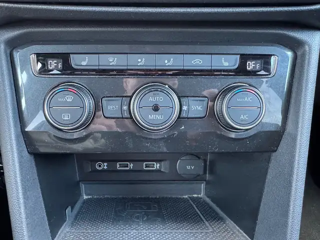 Volkswagen Tiguan Allspace view 21